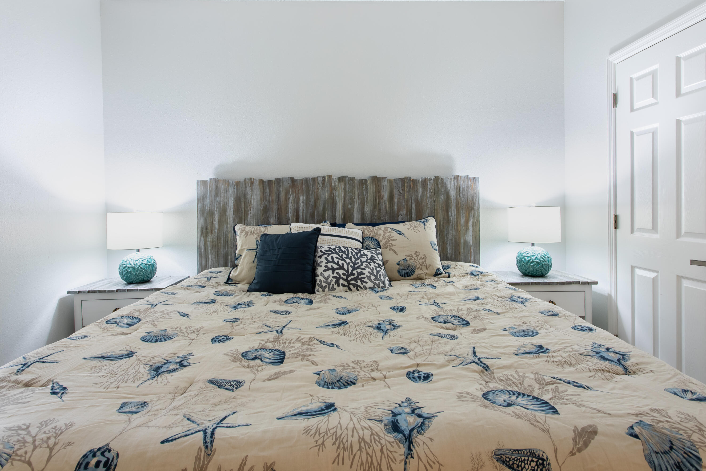 200 Sandestin Lane, APT 909