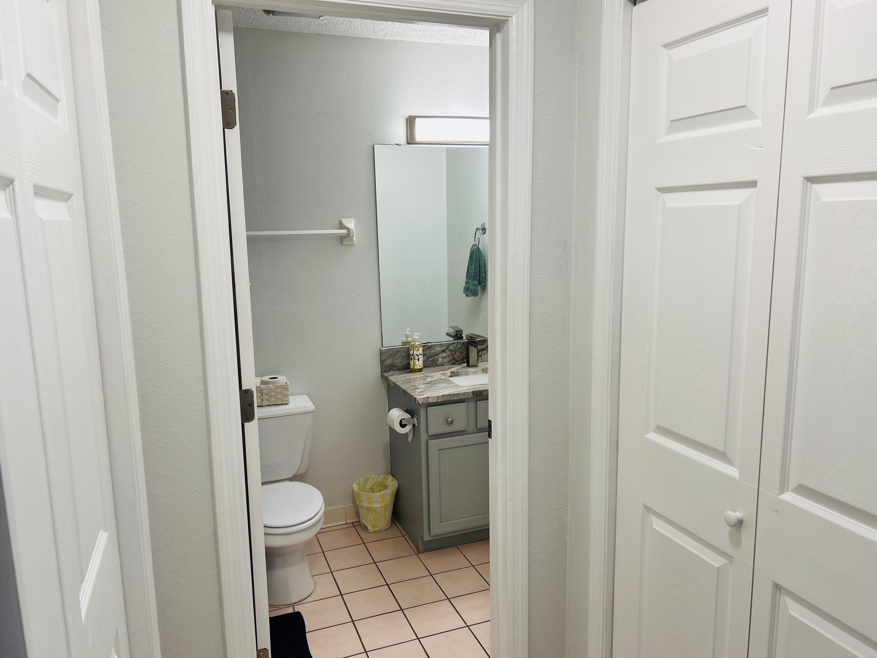 200 Sandestin Lane, APT 909