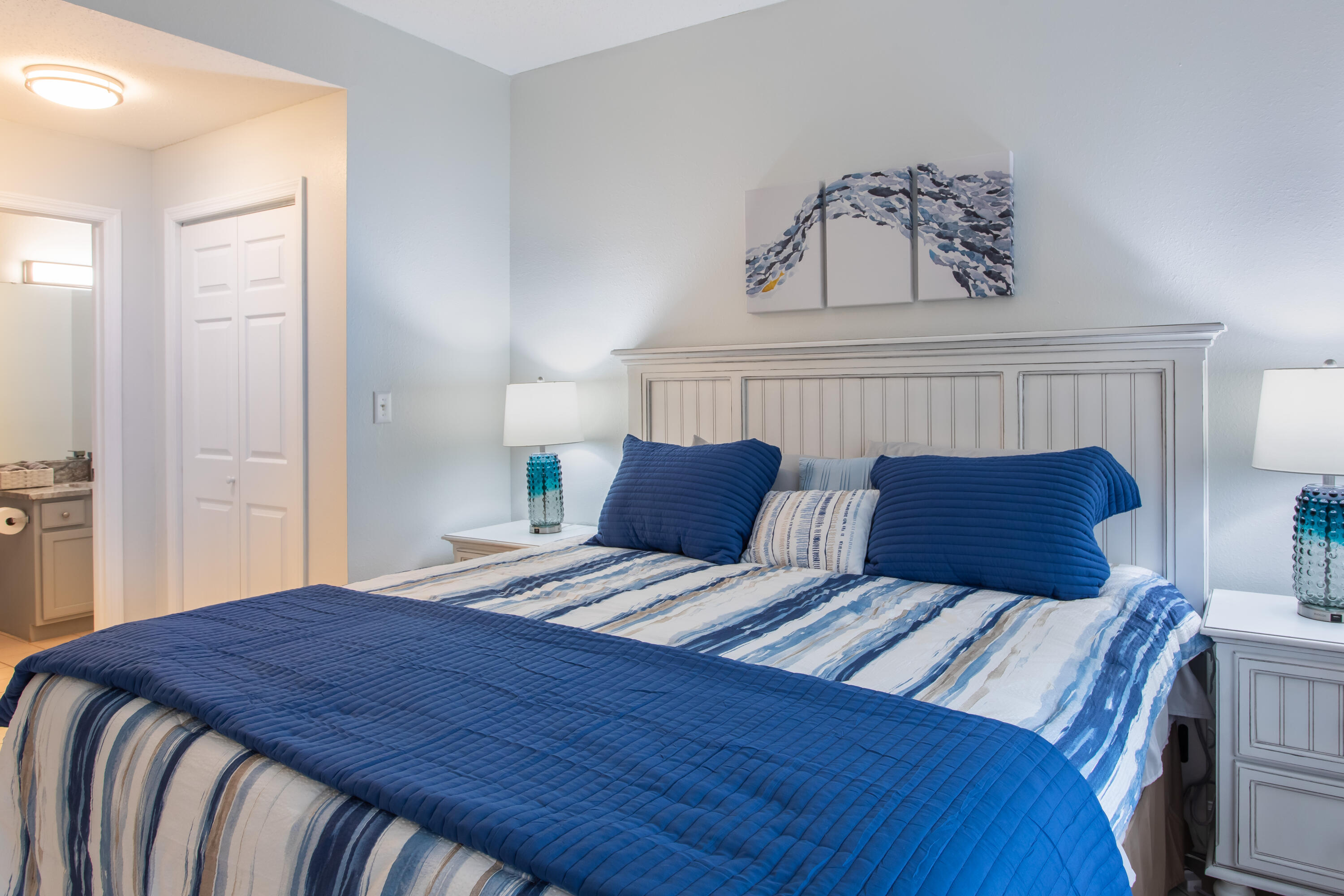 200 Sandestin Lane, APT 909