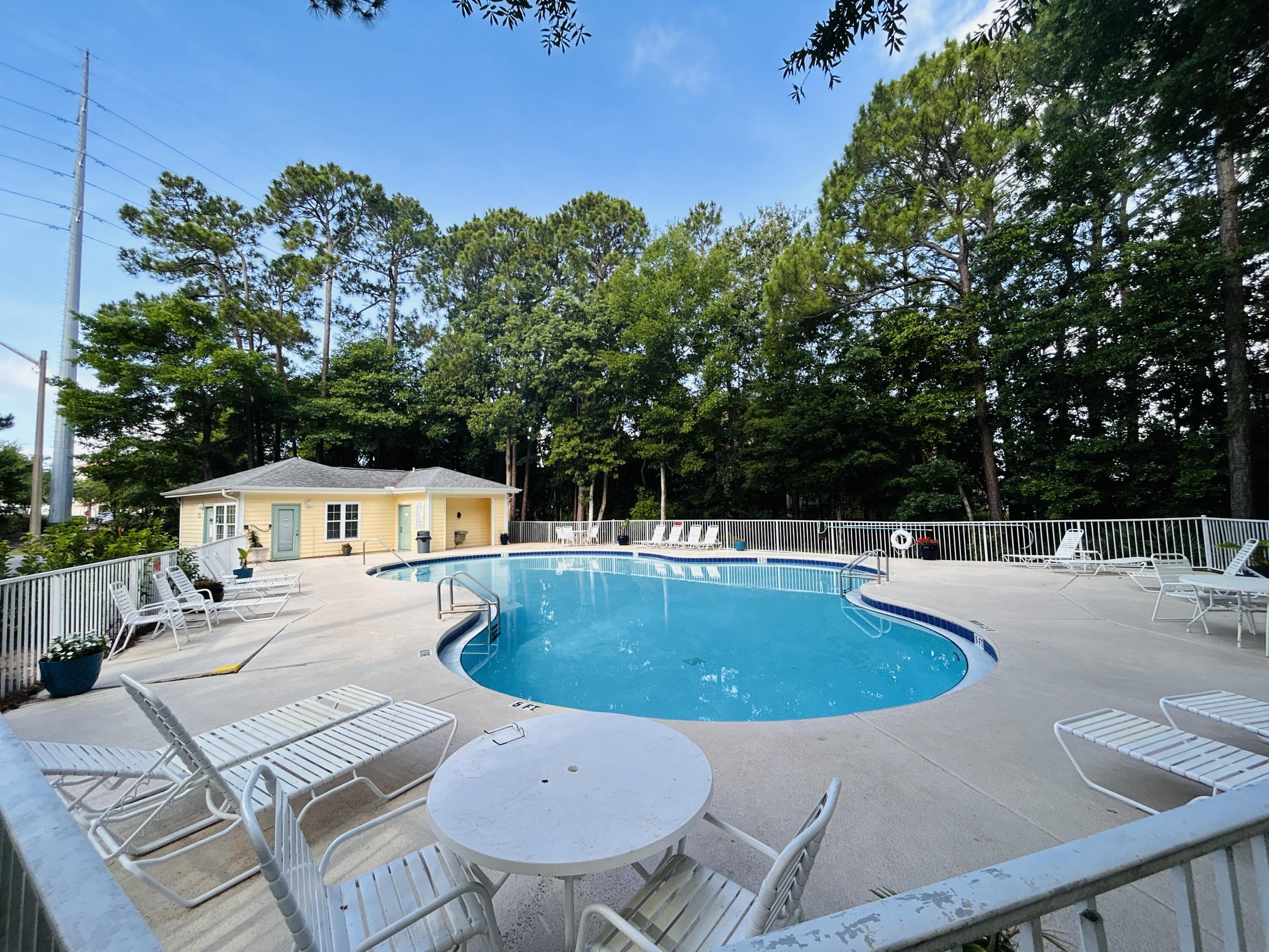 200 Sandestin Lane, APT 909