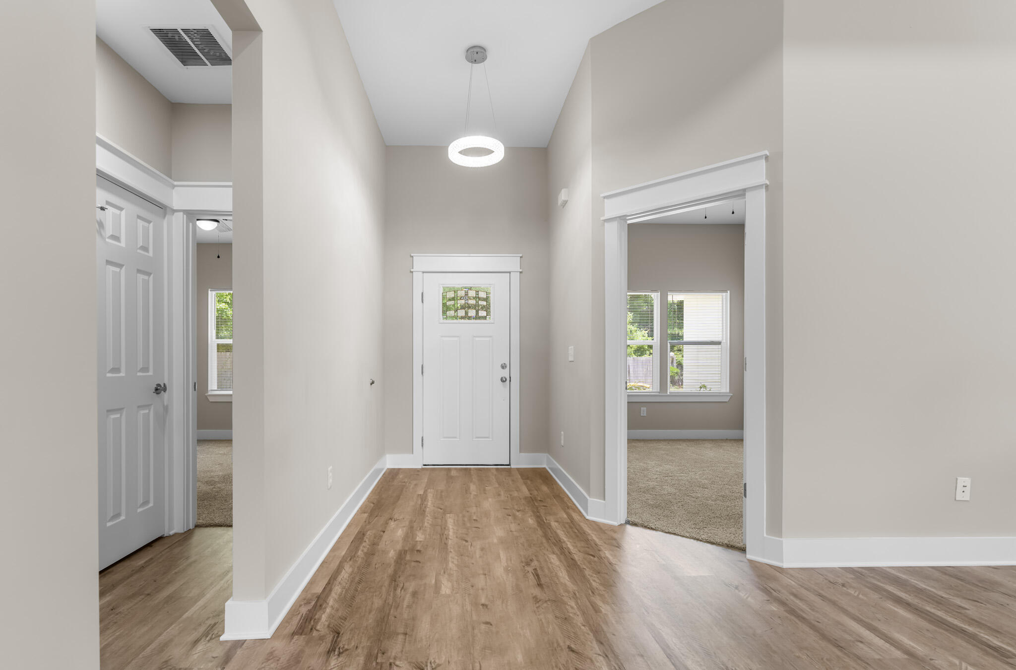 5 Romana Lane