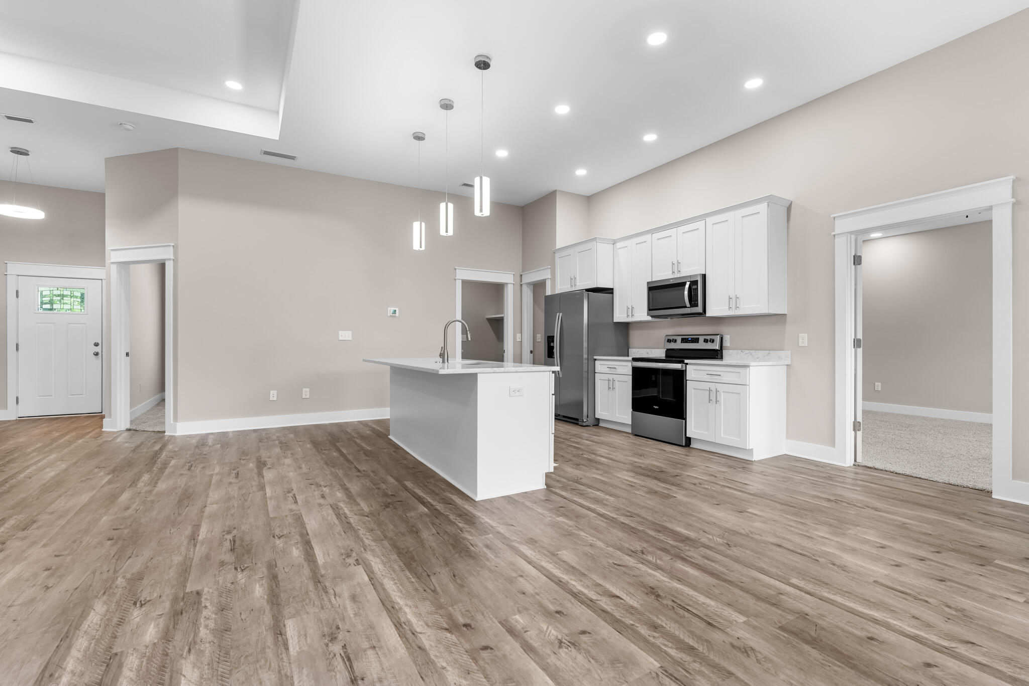 5 Romana Lane