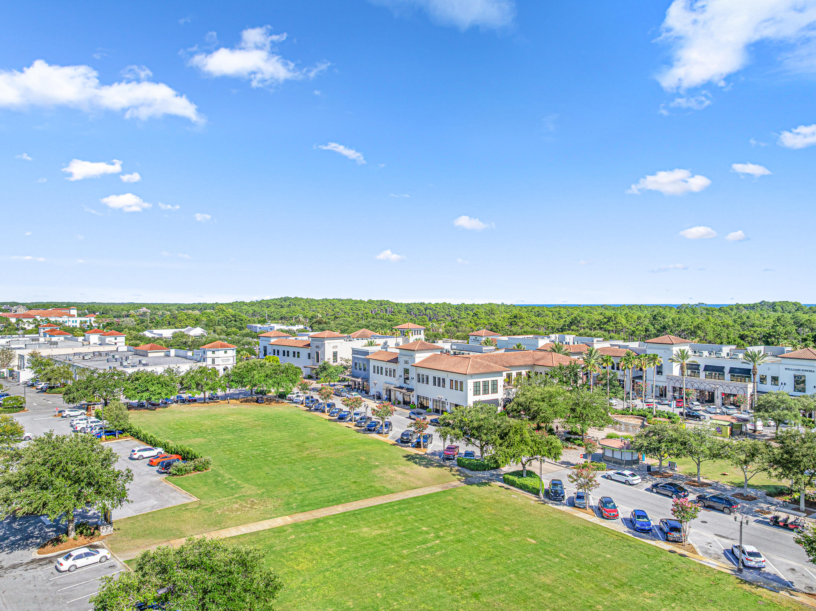 599 Las Roblas Grande Drive