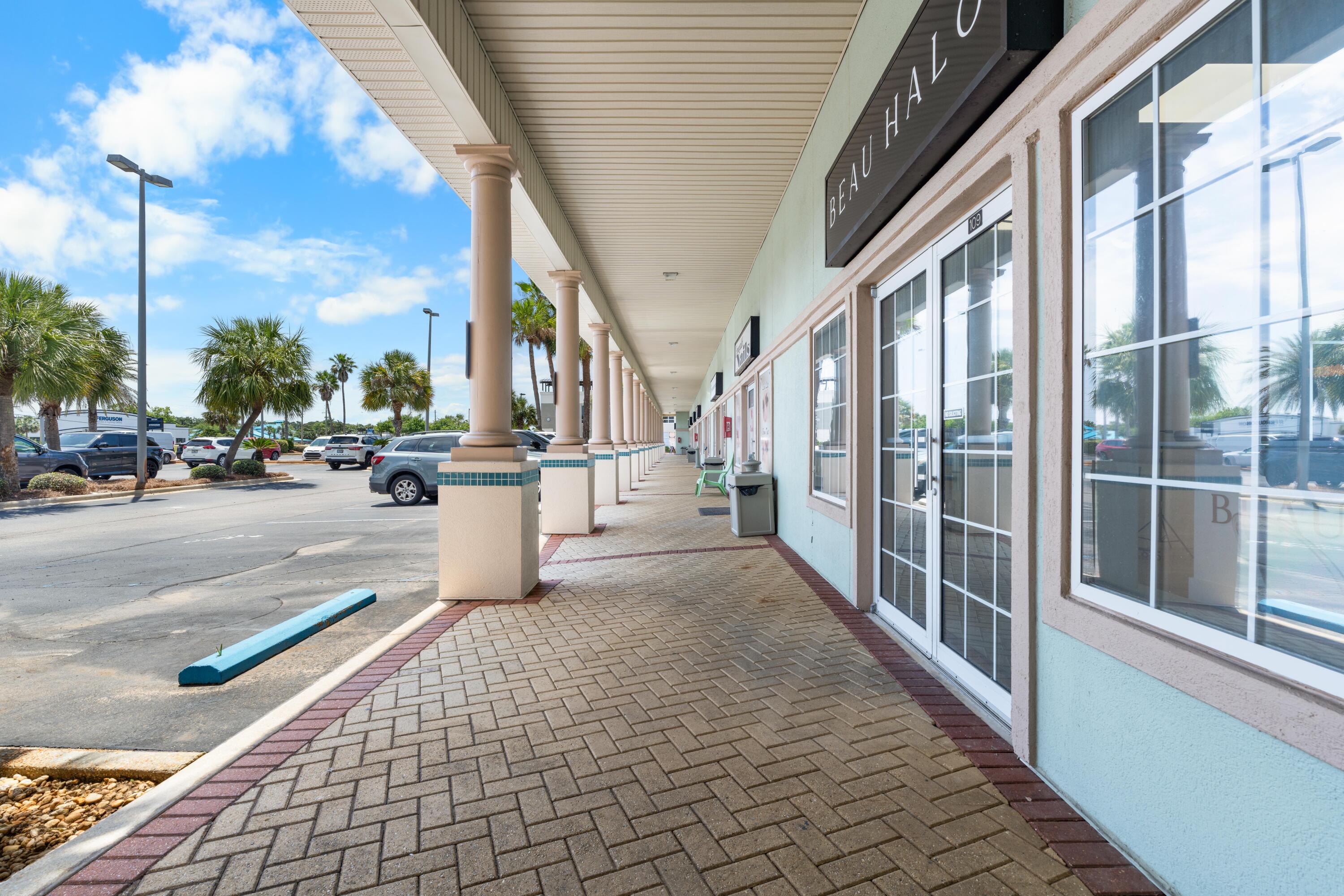 4507 Furling Lane, 302