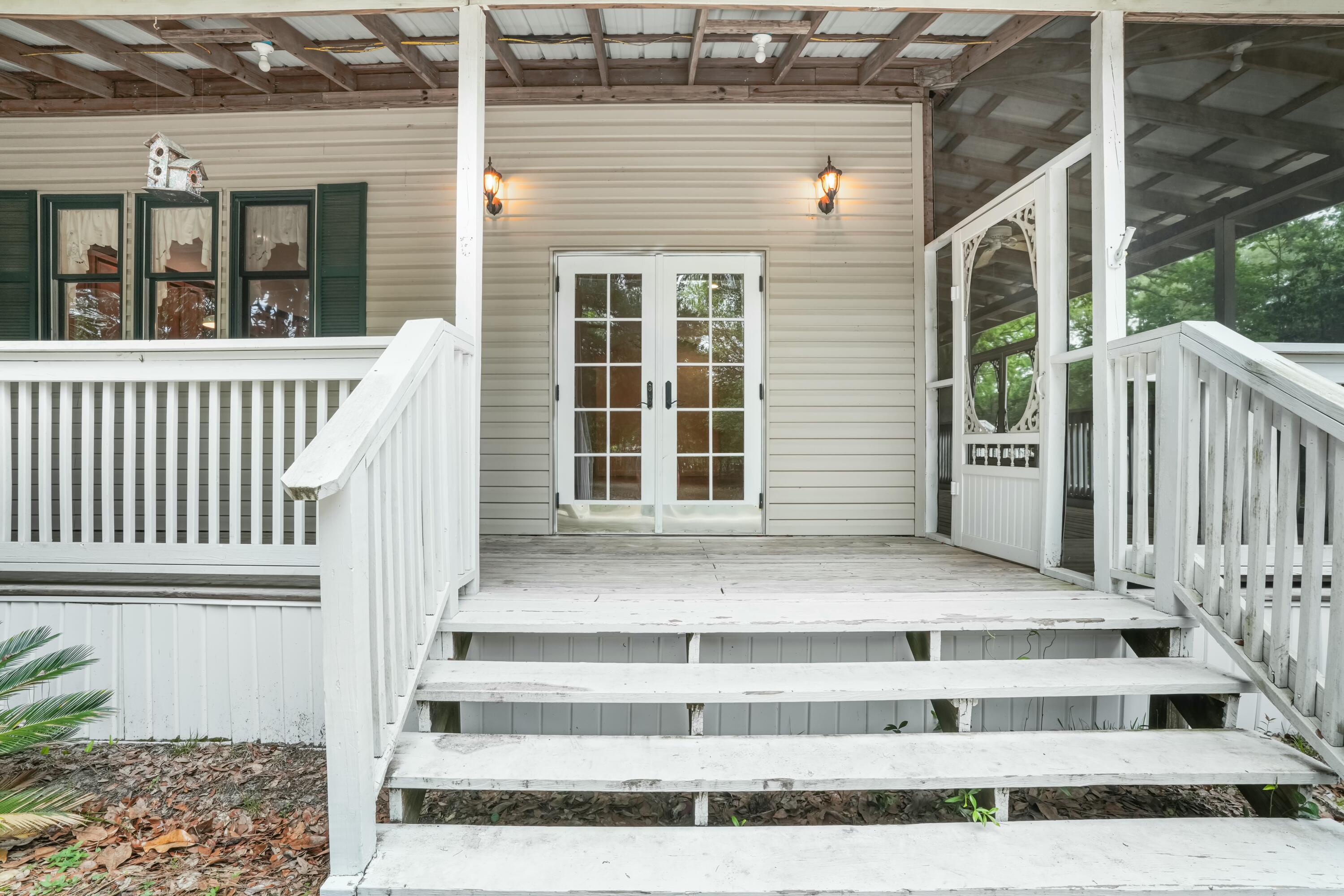 126 Mchenry Road, DeFuniak Springs