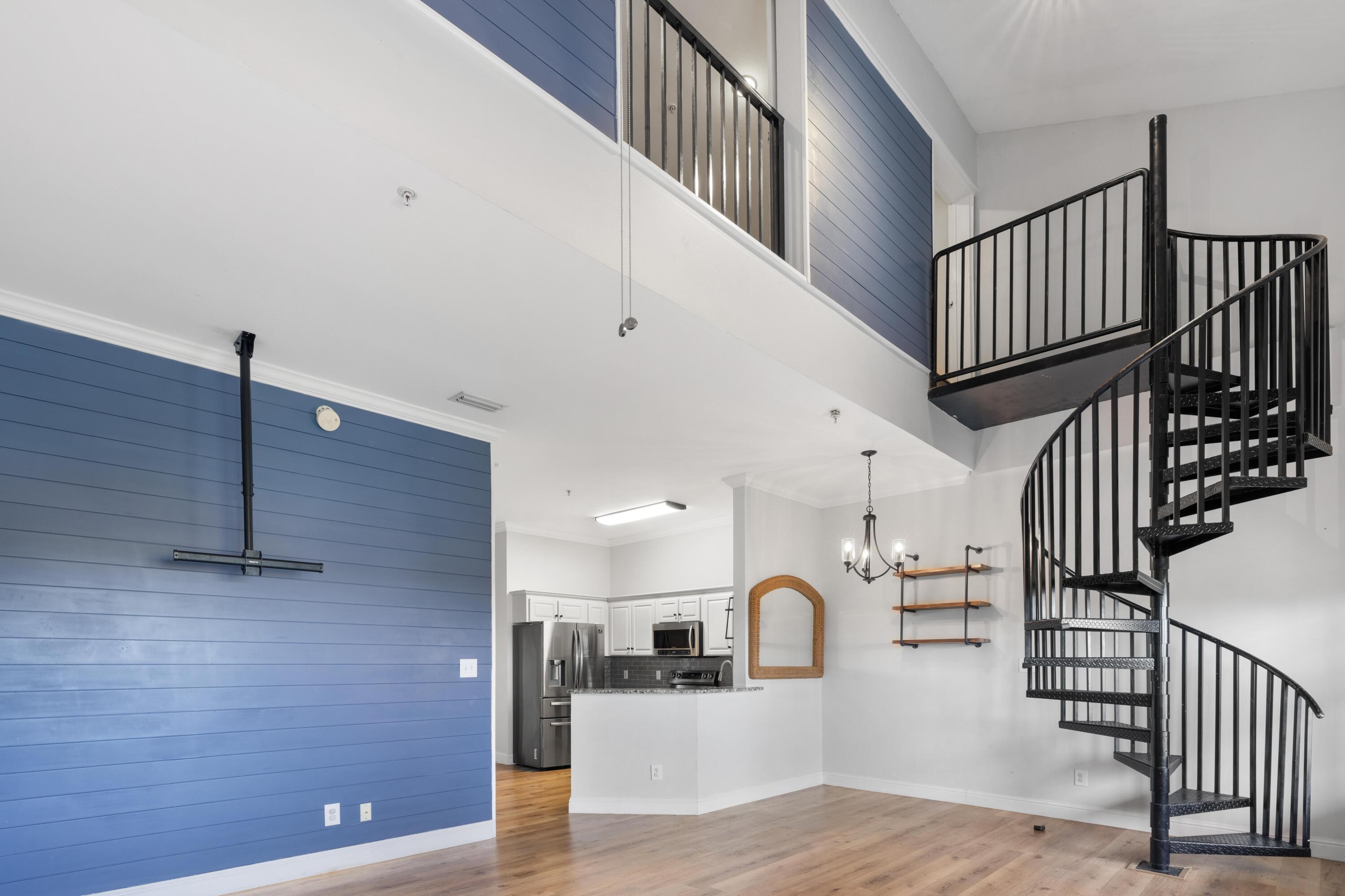 4507 Furling Lane, 302