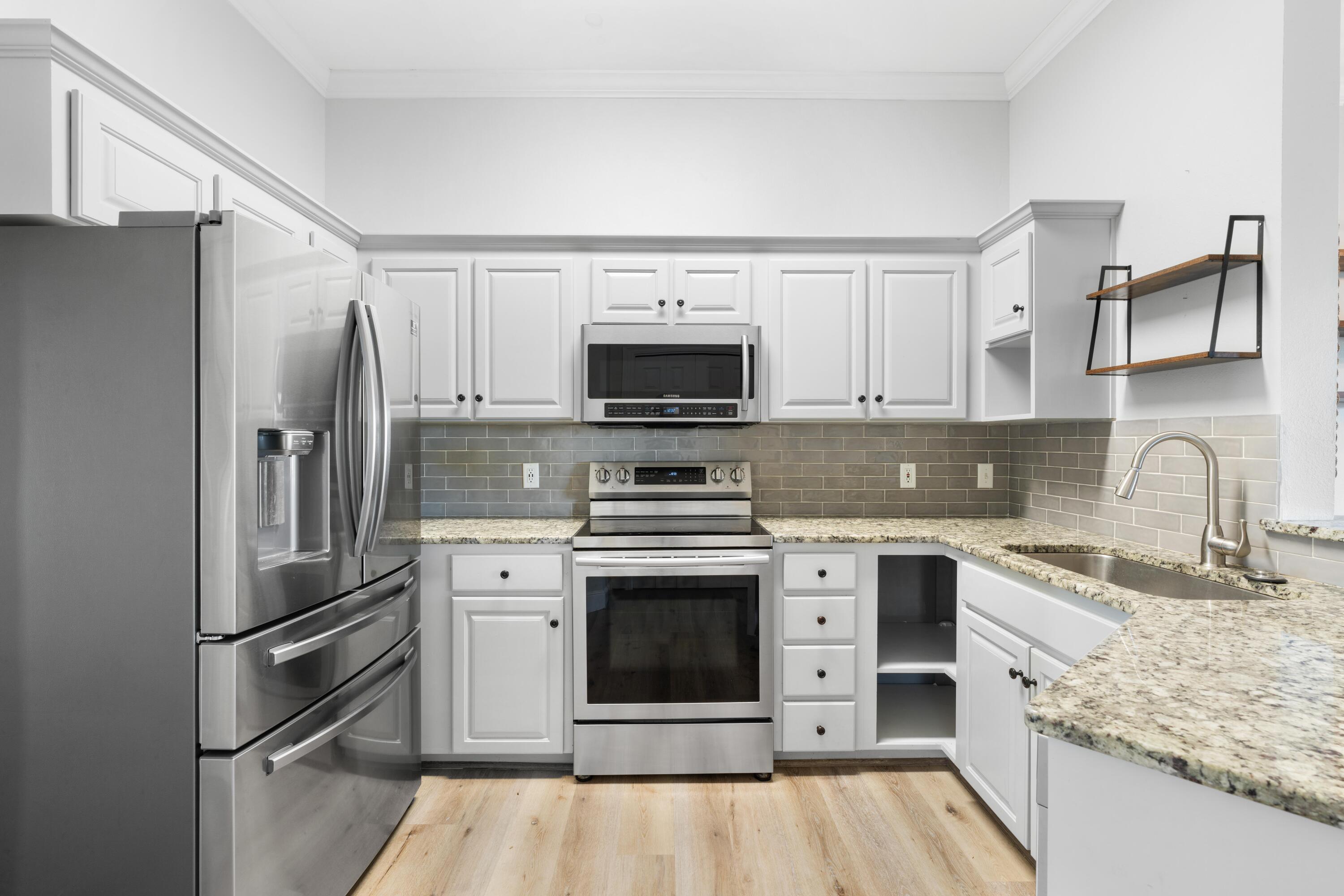 4507 Furling Lane, 302