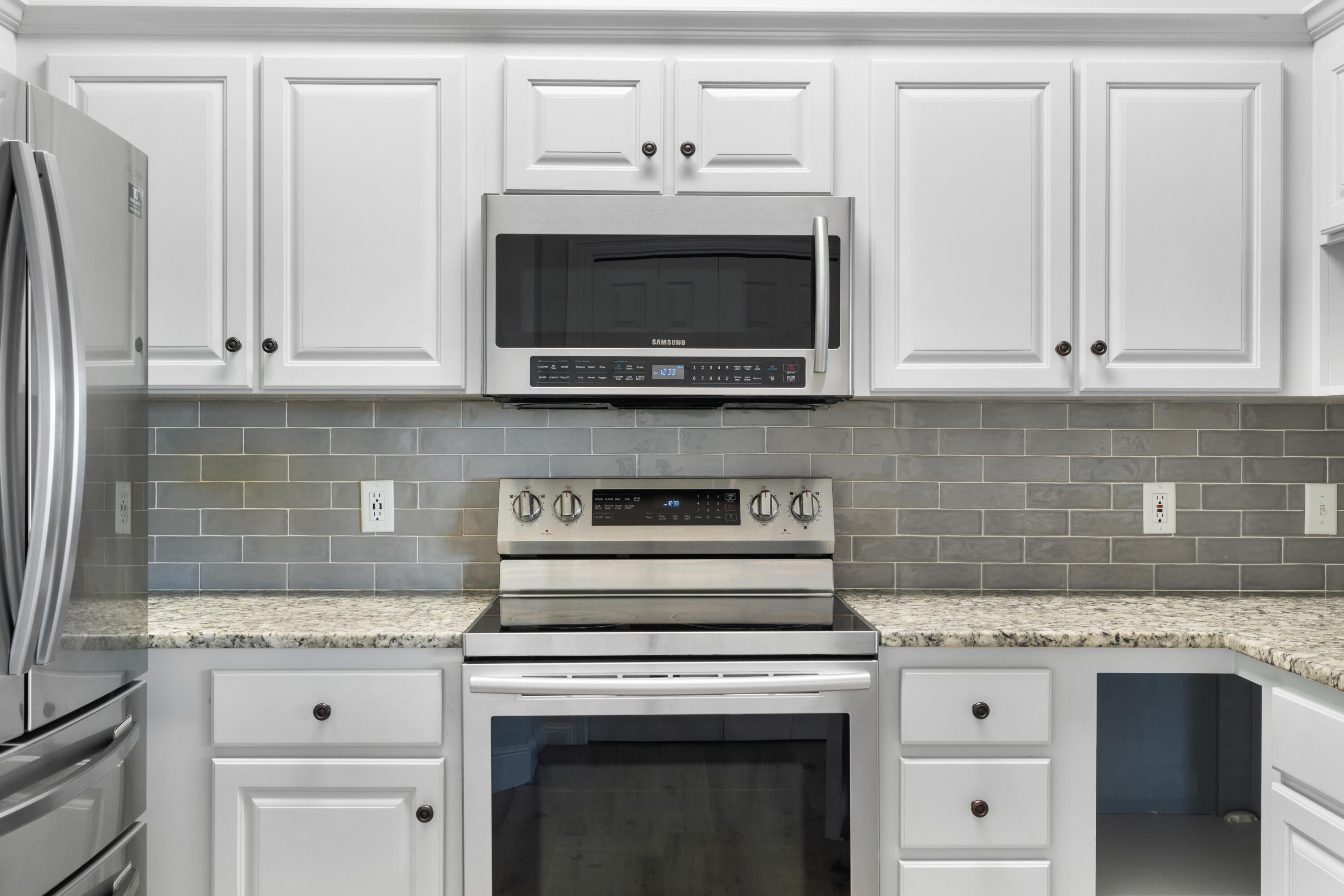 4507 Furling Lane, 302