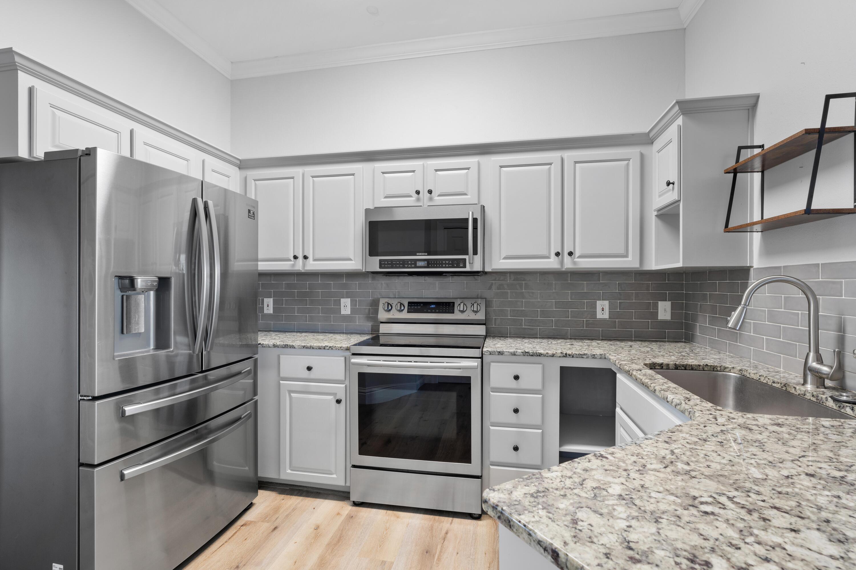 4507 Furling Lane, 302