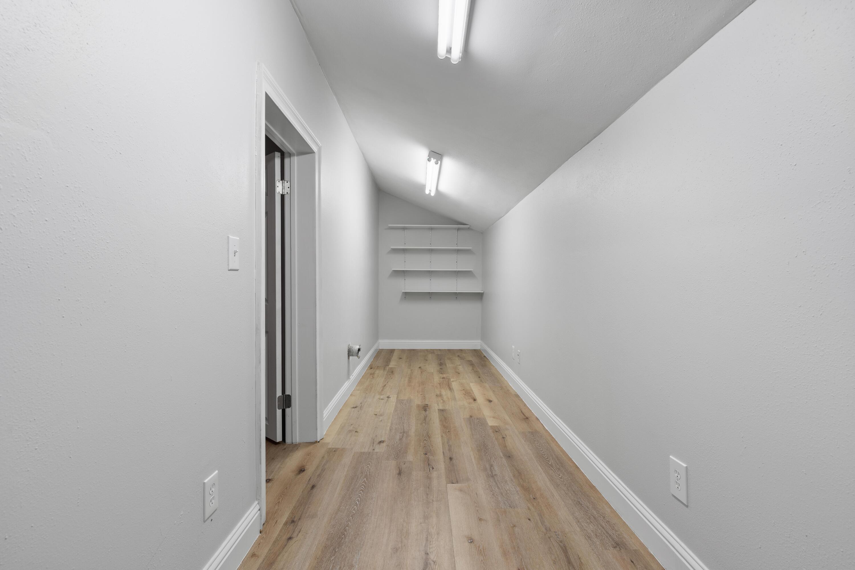 4507 Furling Lane, 302