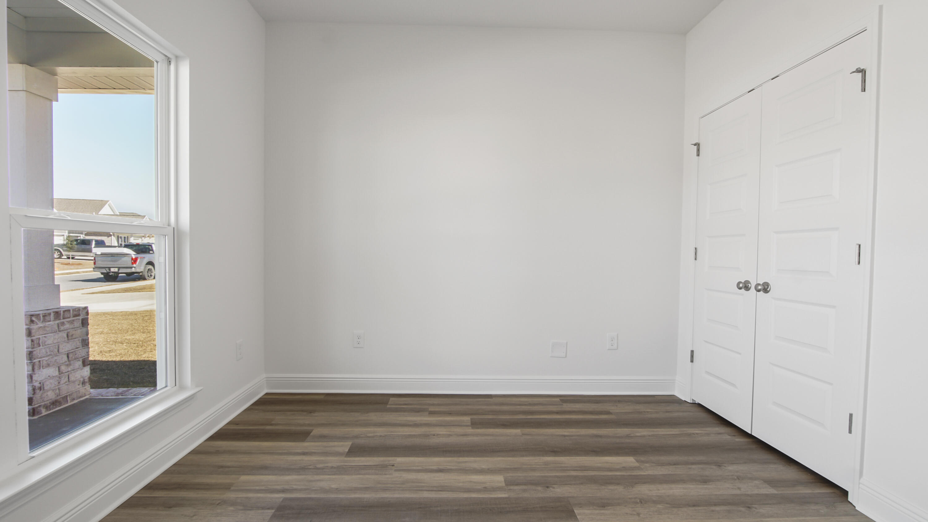 48 W Farm Owl Drive