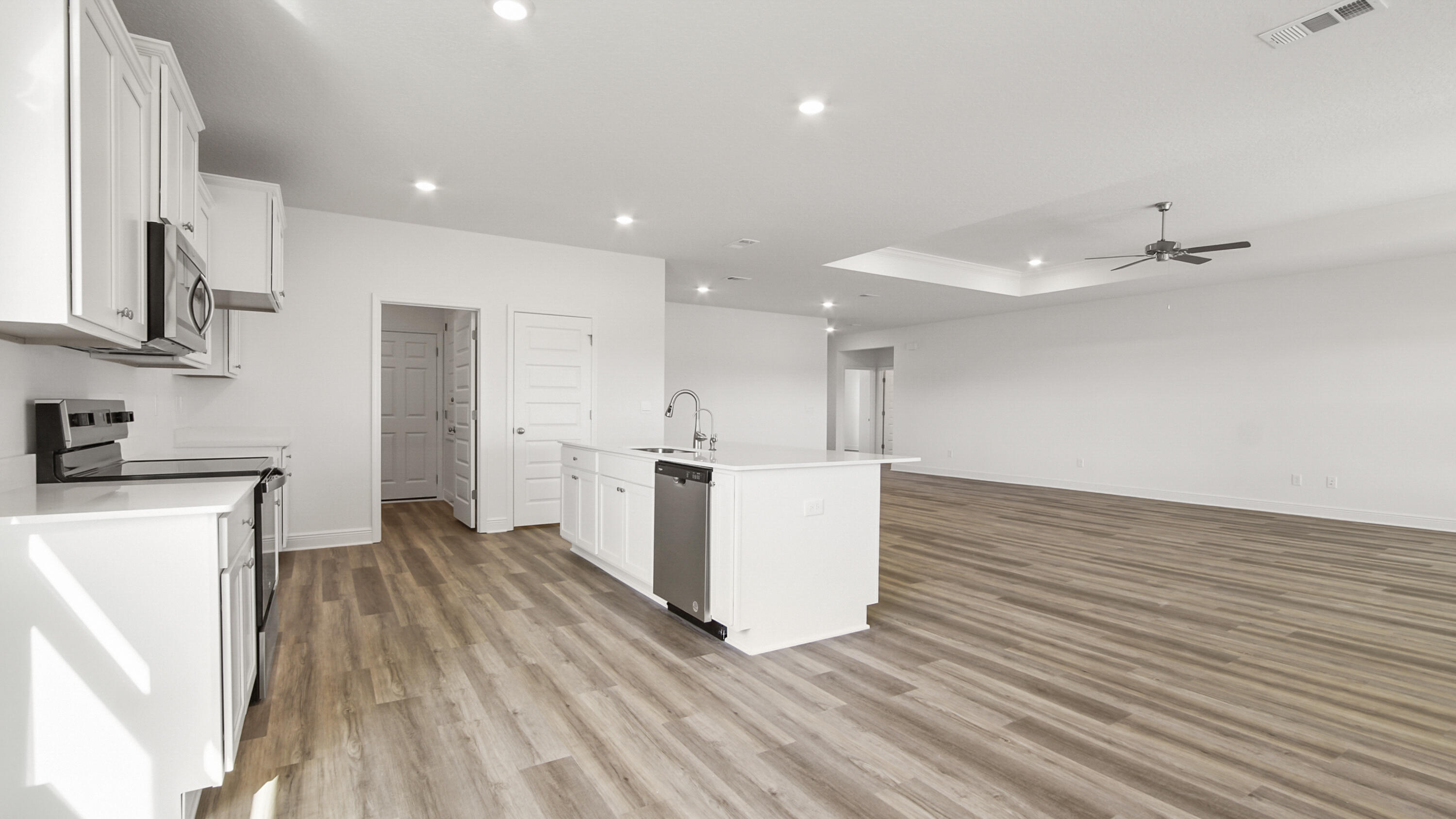 48 W Farm Owl Drive