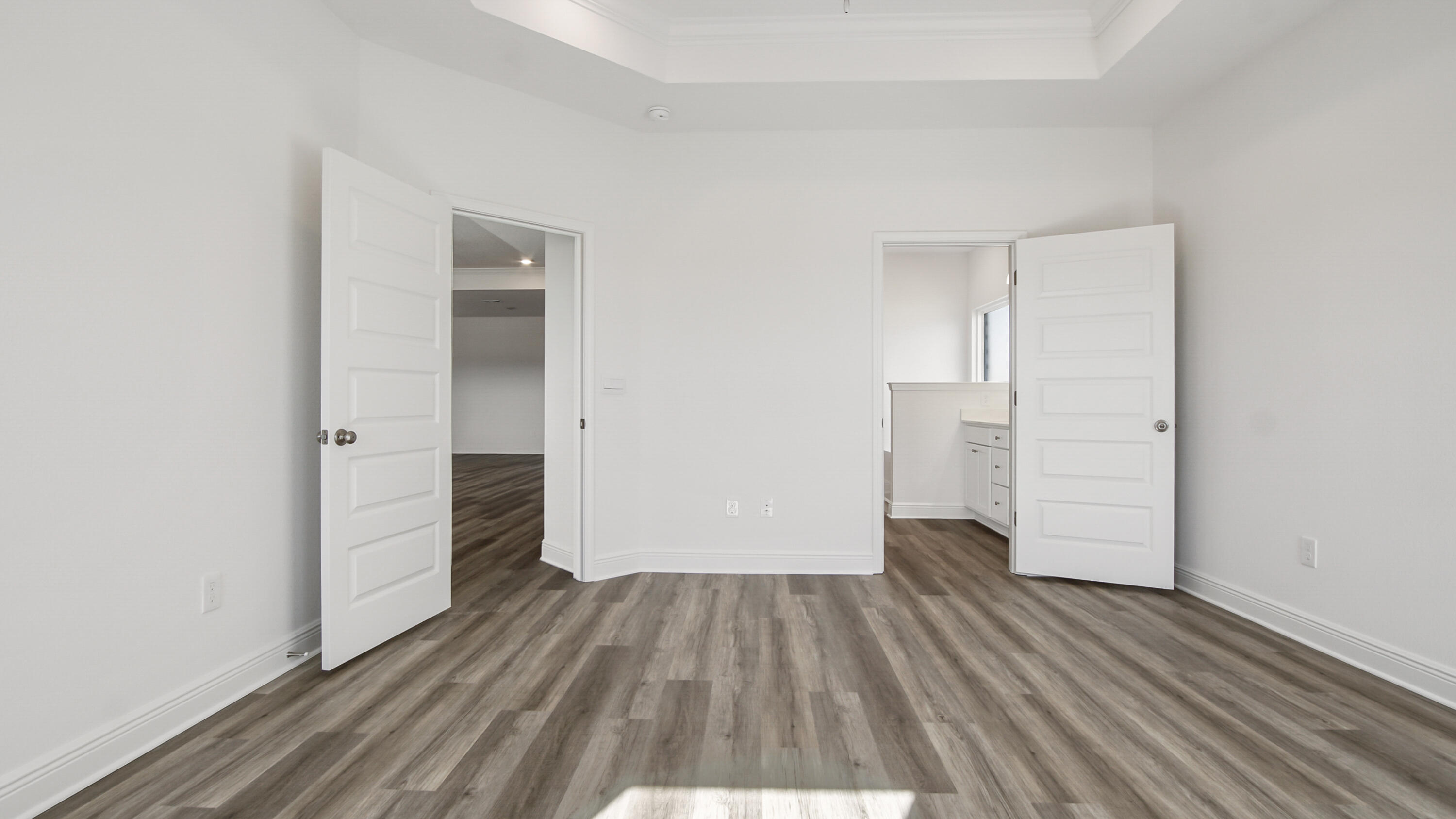 48 W Farm Owl Drive