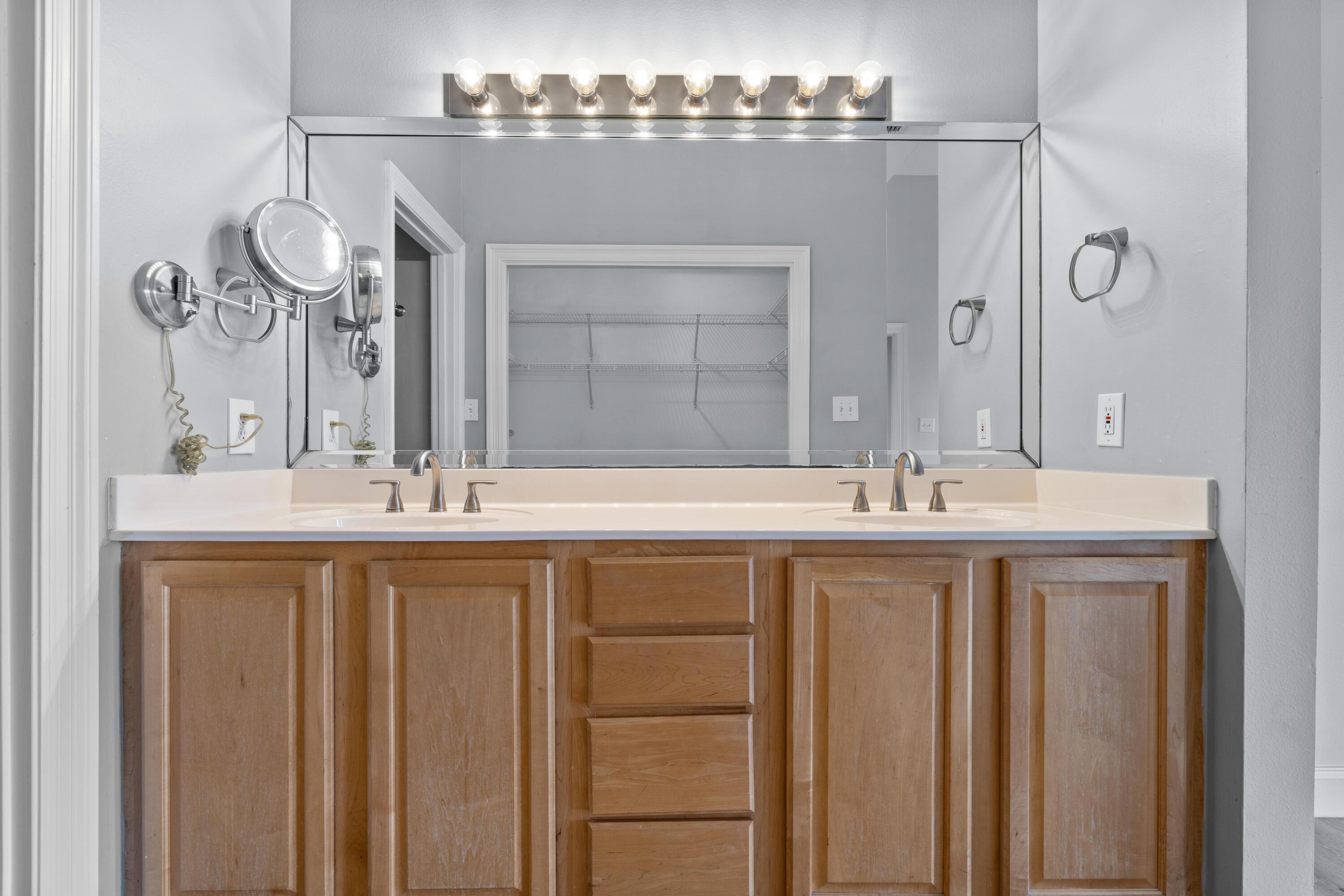 4507 Furling Lane 302