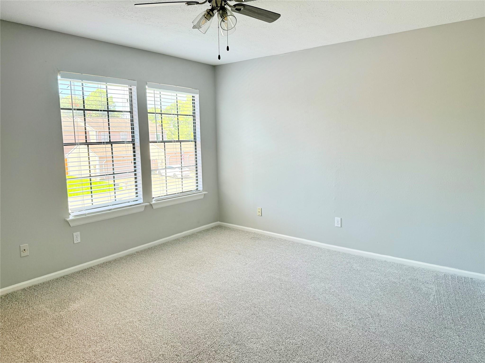 17289 Saturn Lane