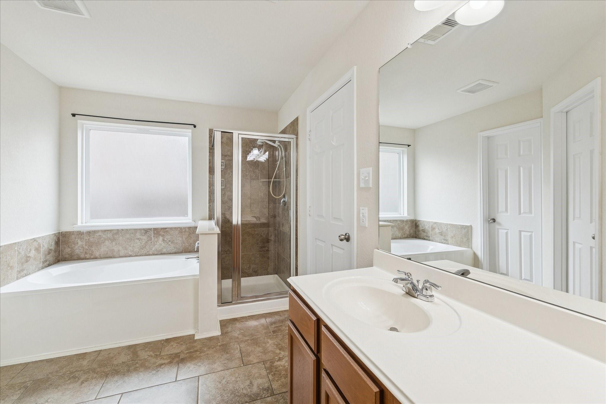 8211 Pastel Dawn Trace