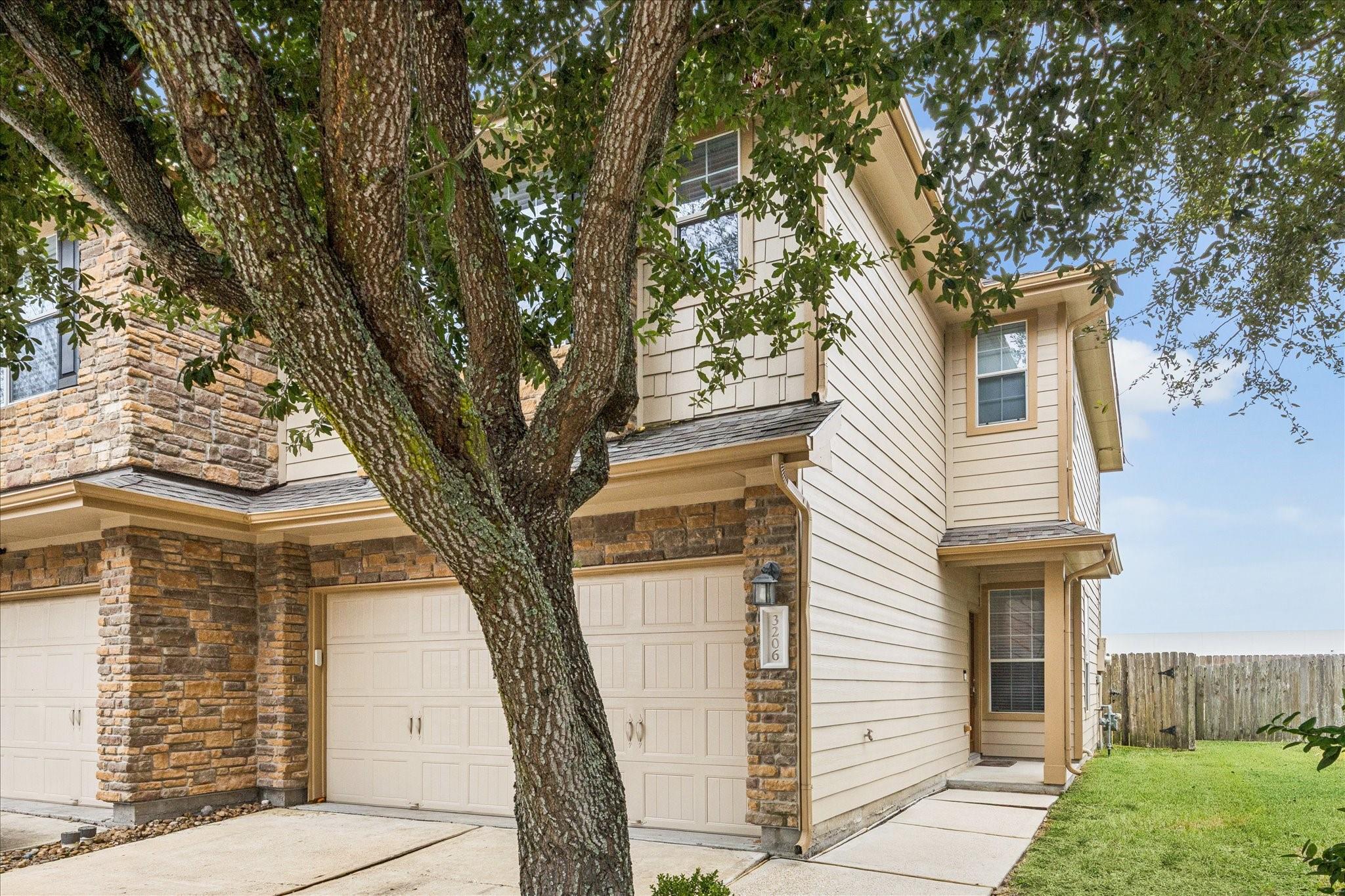 3206 Pearl Bluff Lane