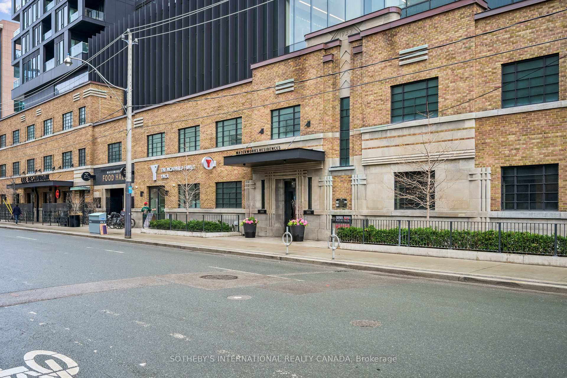 505 Richmond Street W 403