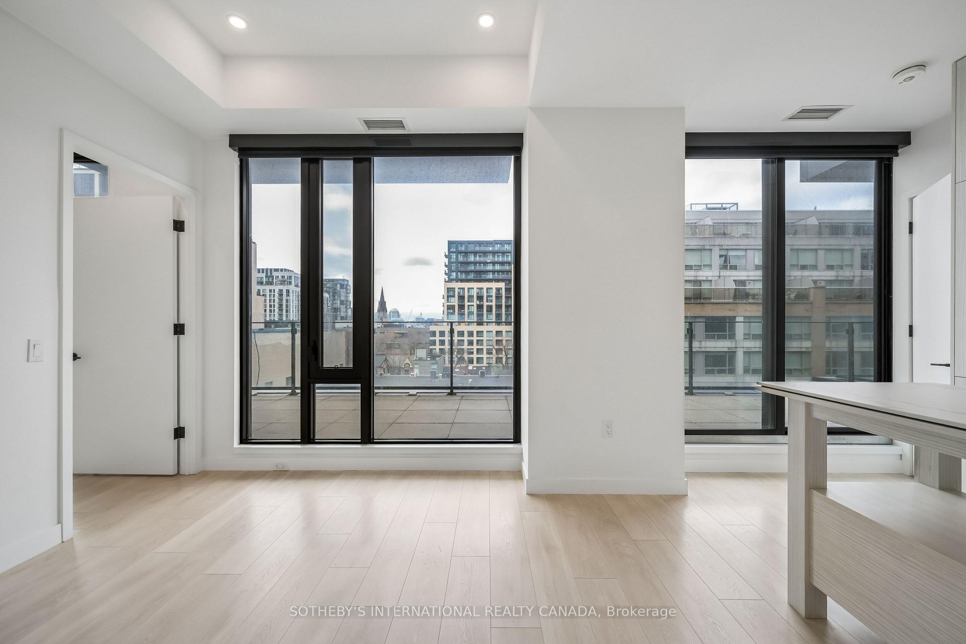 505 Richmond Street W 403