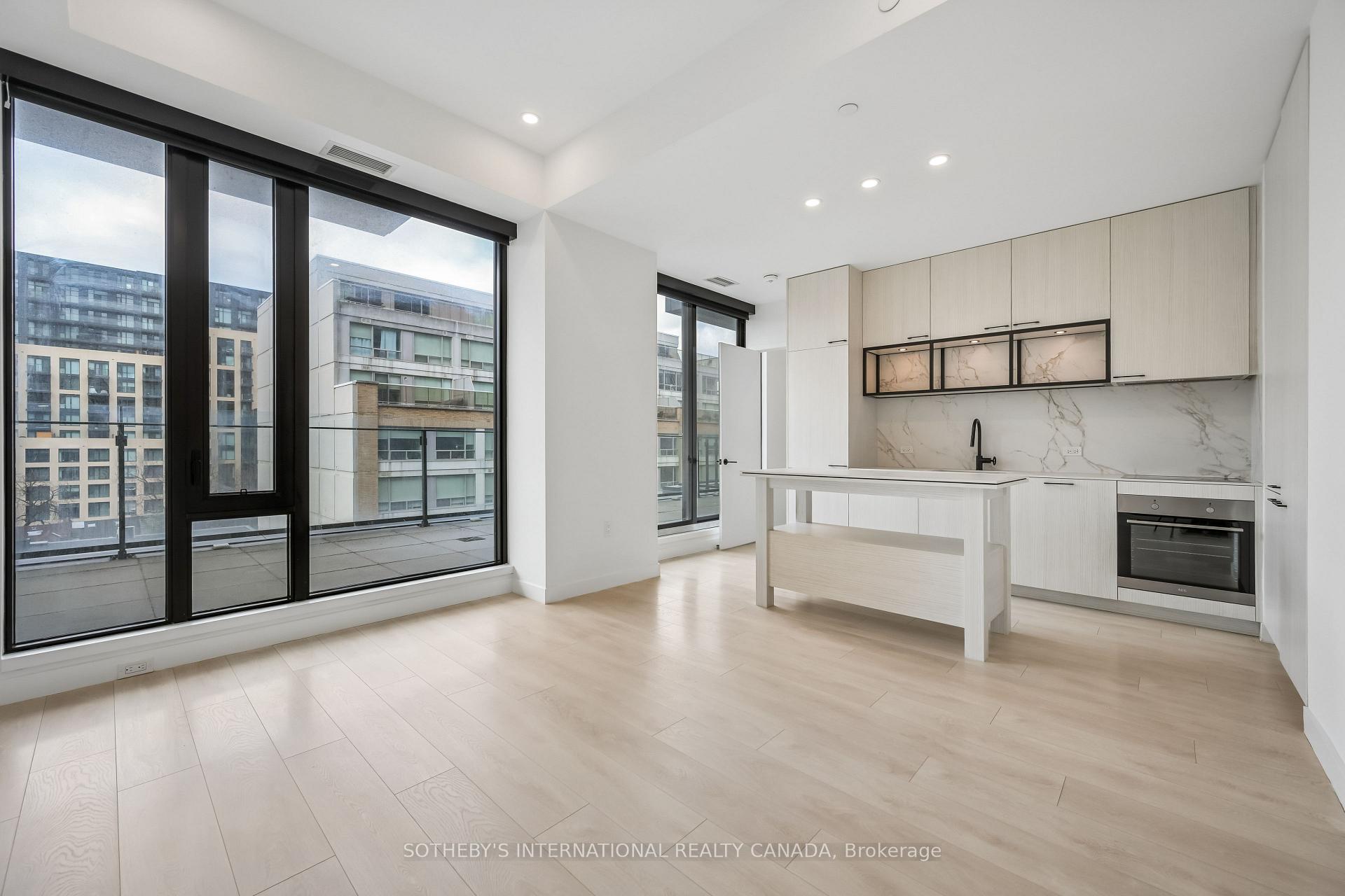 505 Richmond Street W 403