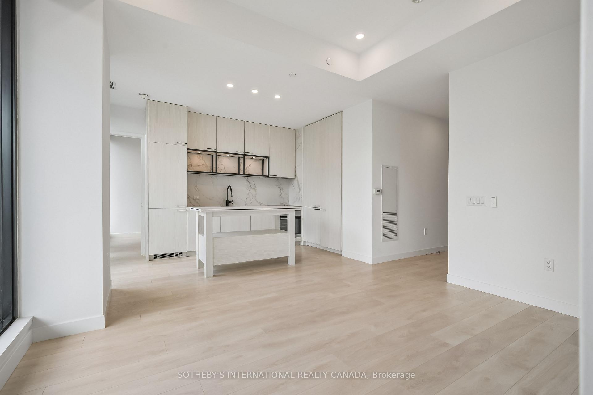 505 Richmond Street W 403