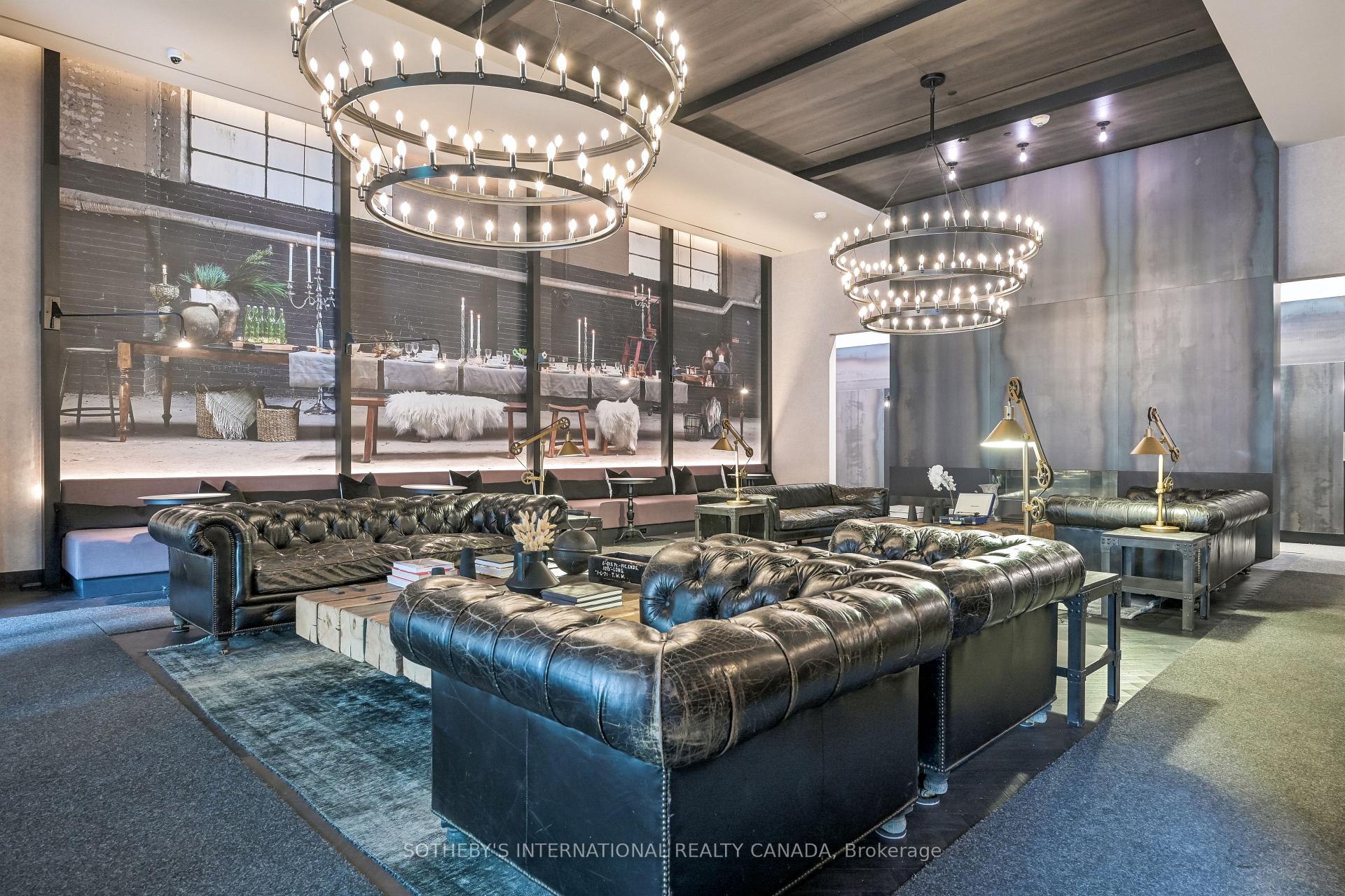 505 Richmond Street W 403