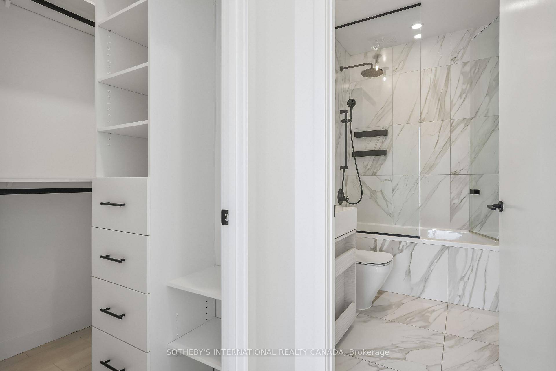 505 Richmond Street W 403