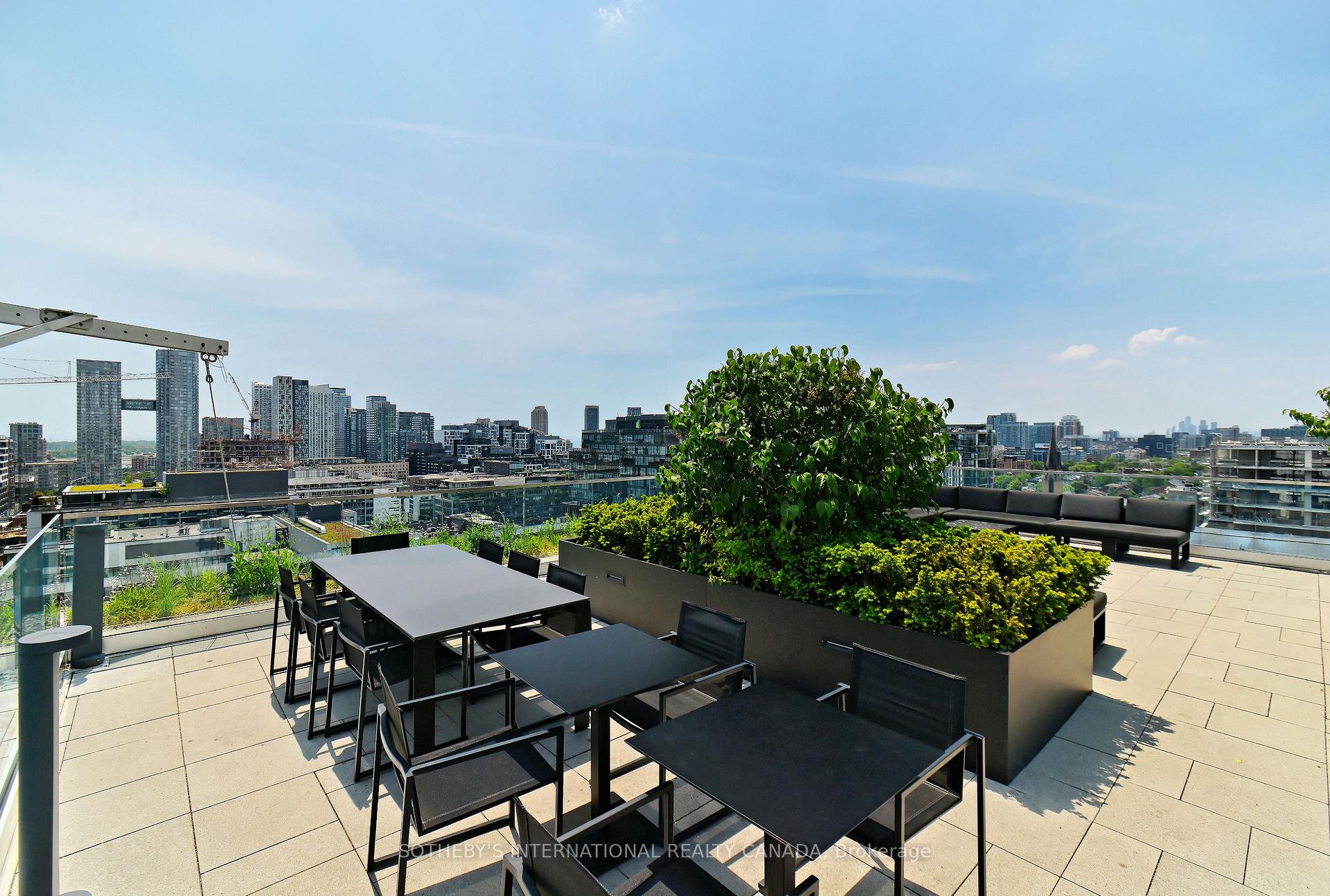 505 Richmond Street W 403