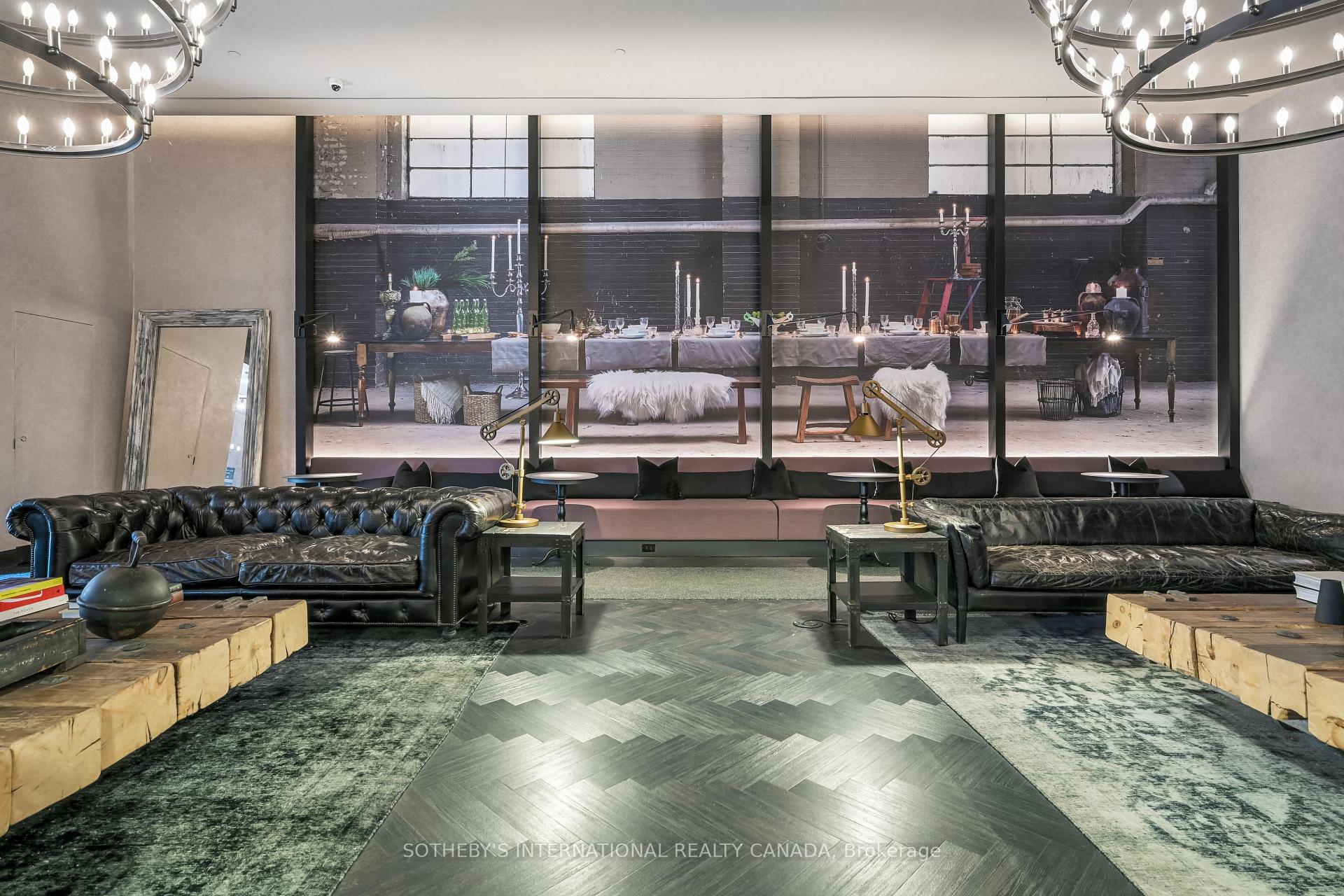 505 Richmond Street W 403