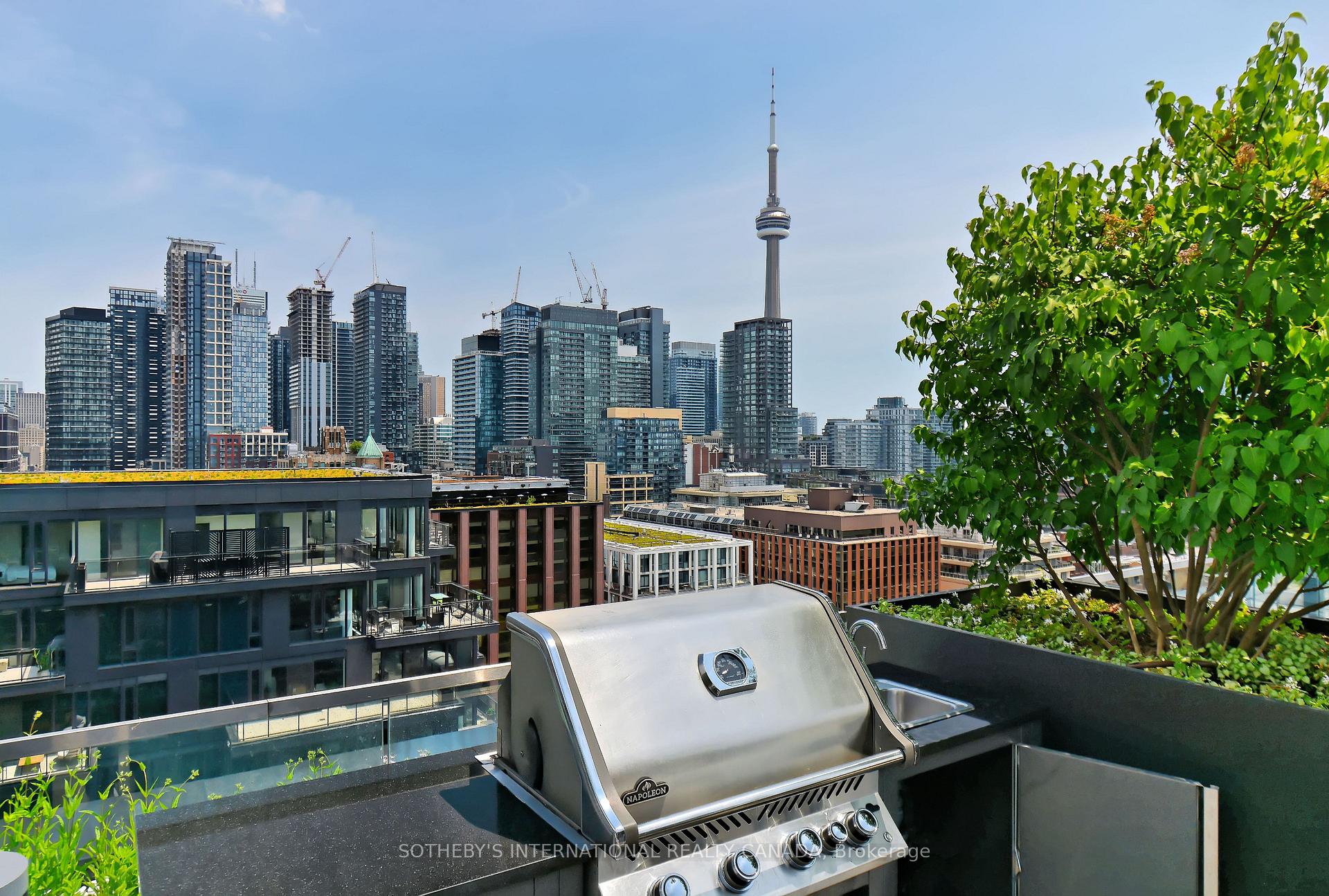 505 Richmond Street W 403