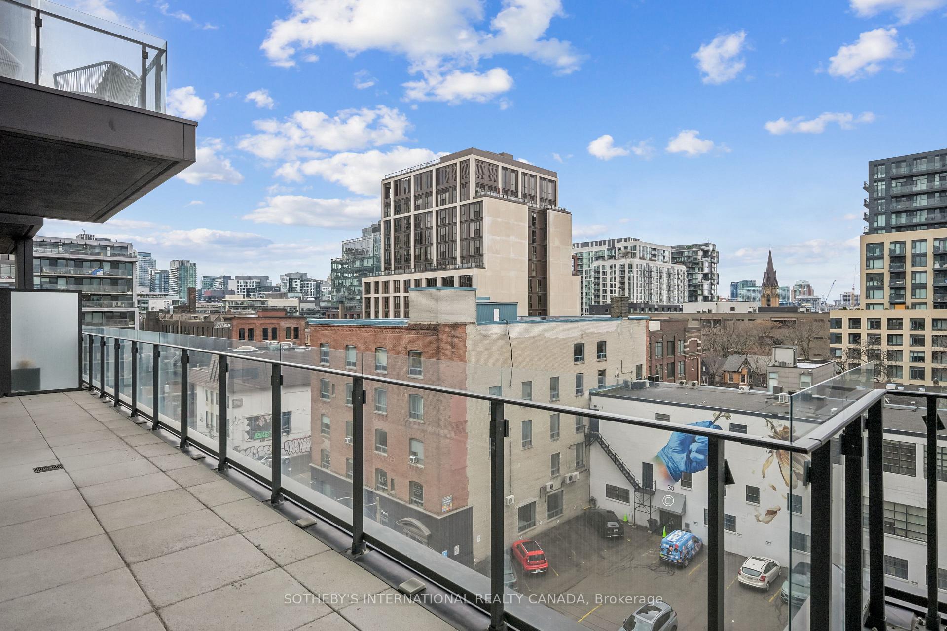 505 Richmond Street W 403