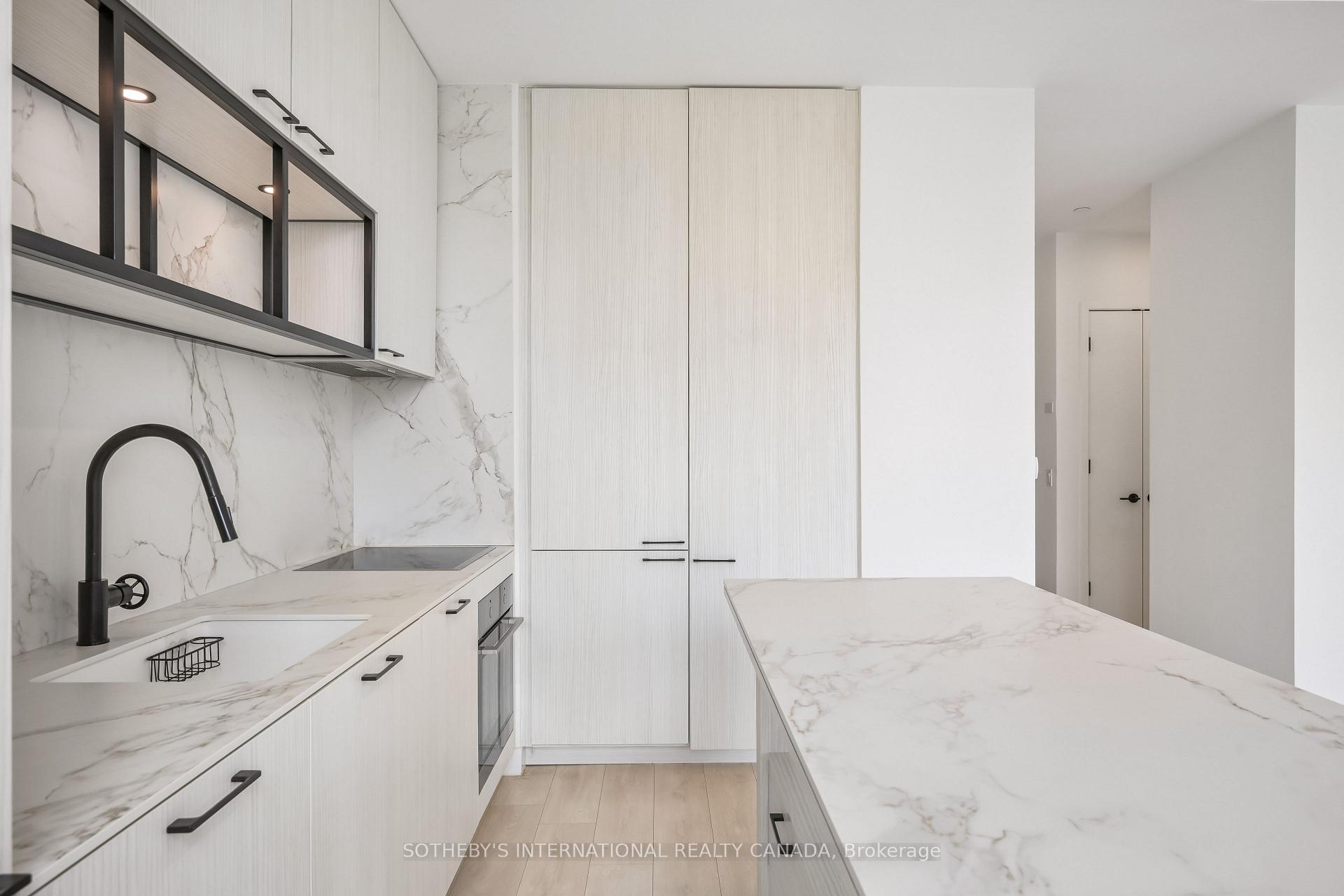 505 Richmond Street W 403