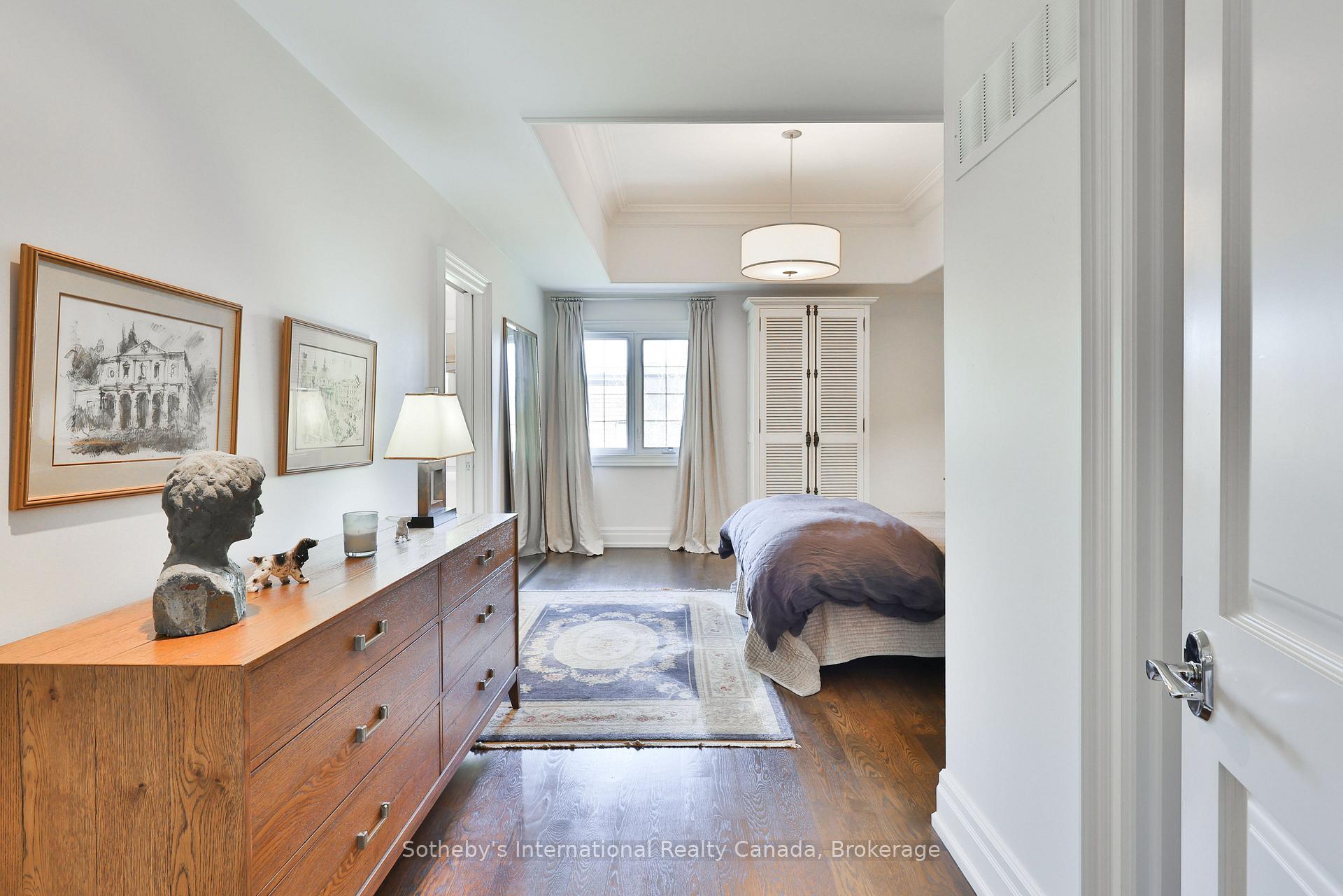 1497 Lakeshore Road W