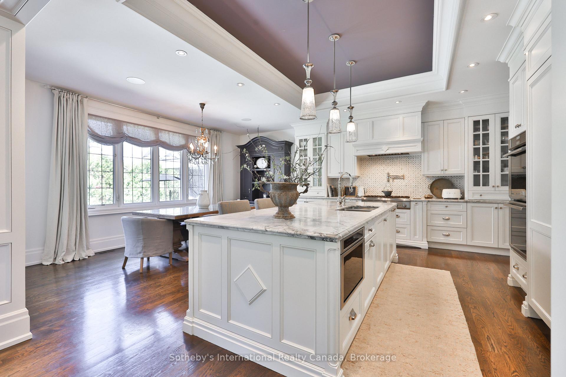 1497 Lakeshore Road W