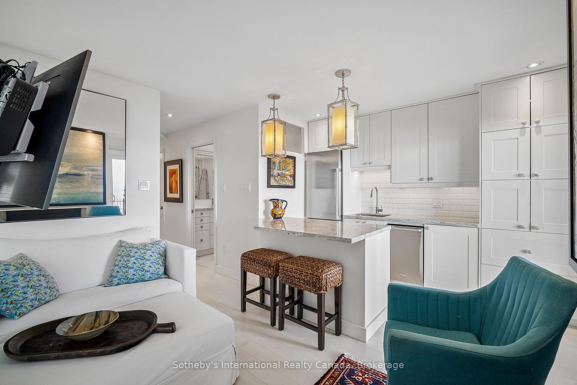 2066 Water's Edge Drive