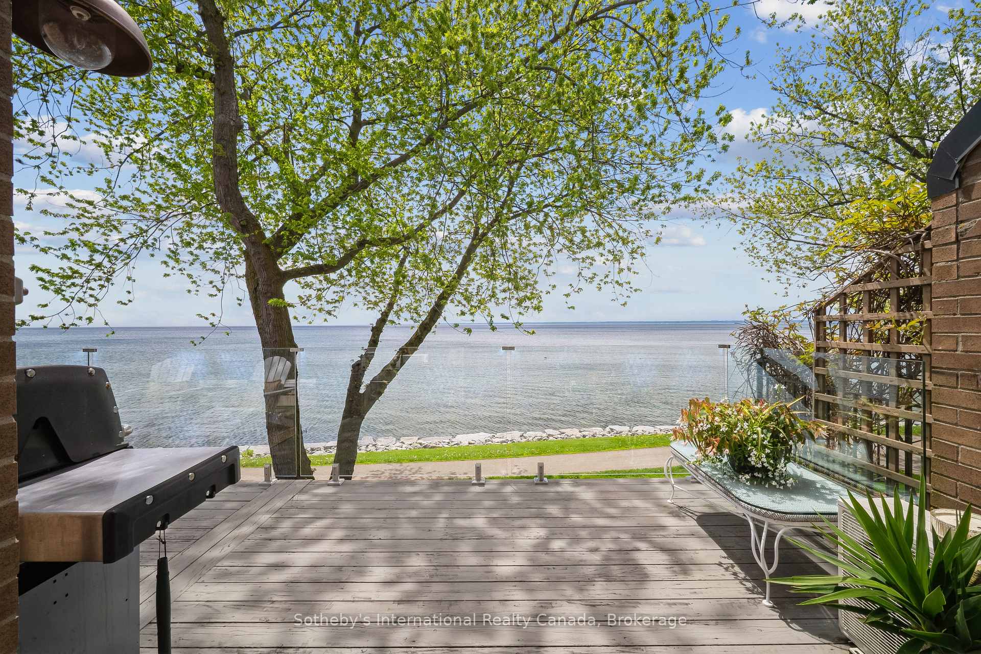 2066 Water's Edge Drive