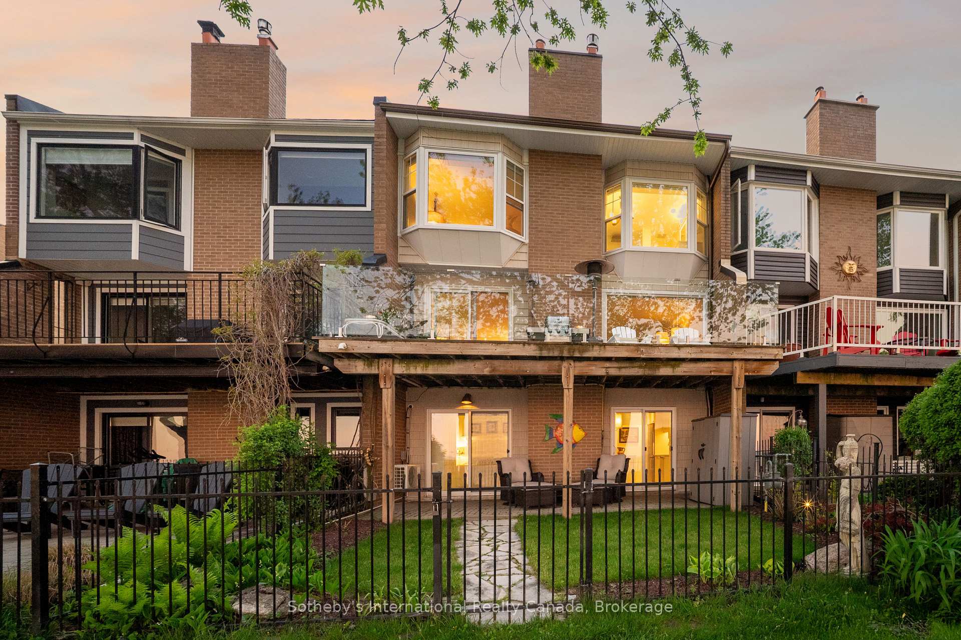 2066 Water's Edge Drive