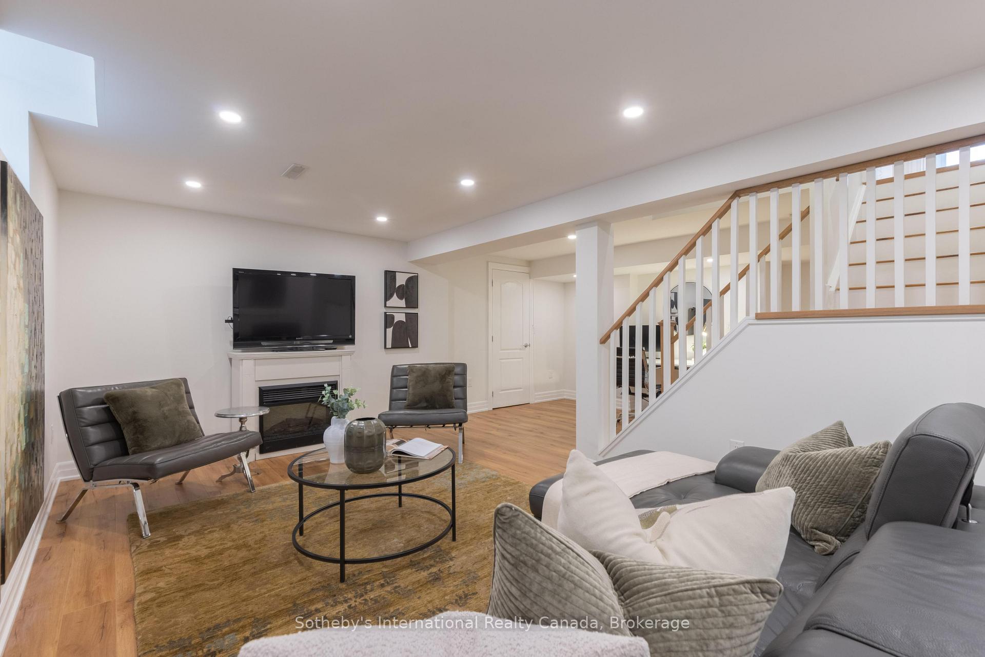 456 Aspen Forest Drive