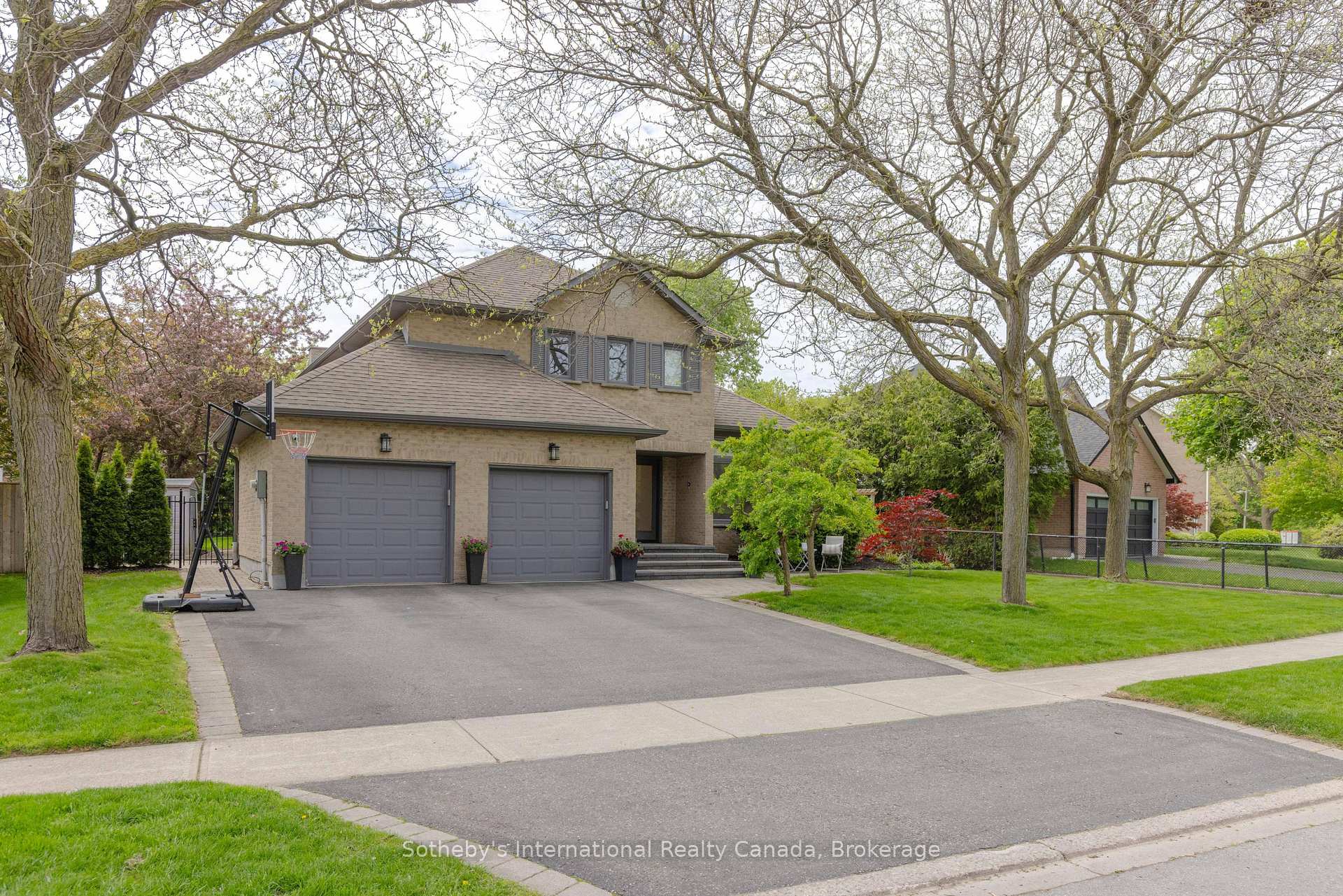 456 Aspen Forest Drive