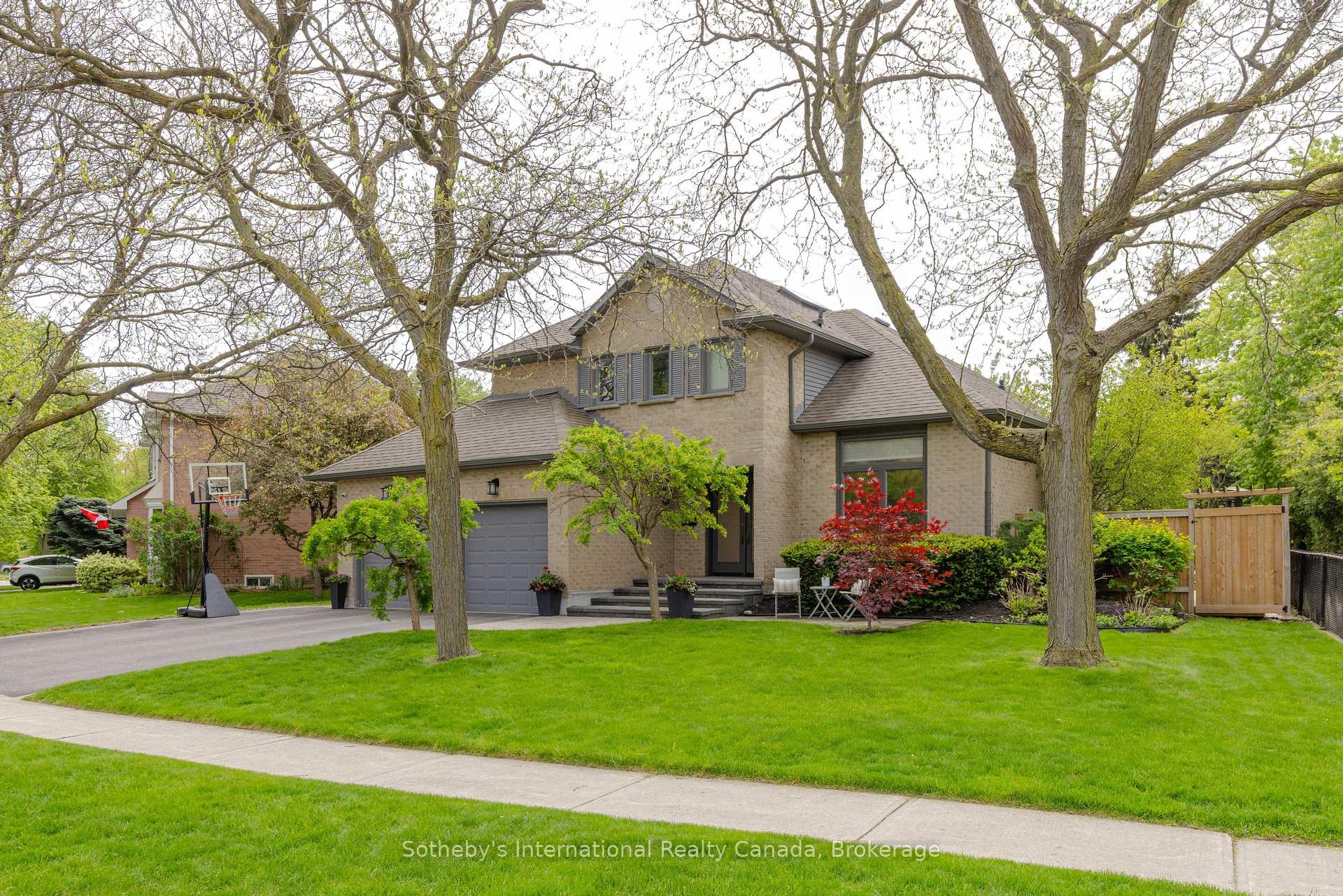 456 Aspen Forest Drive