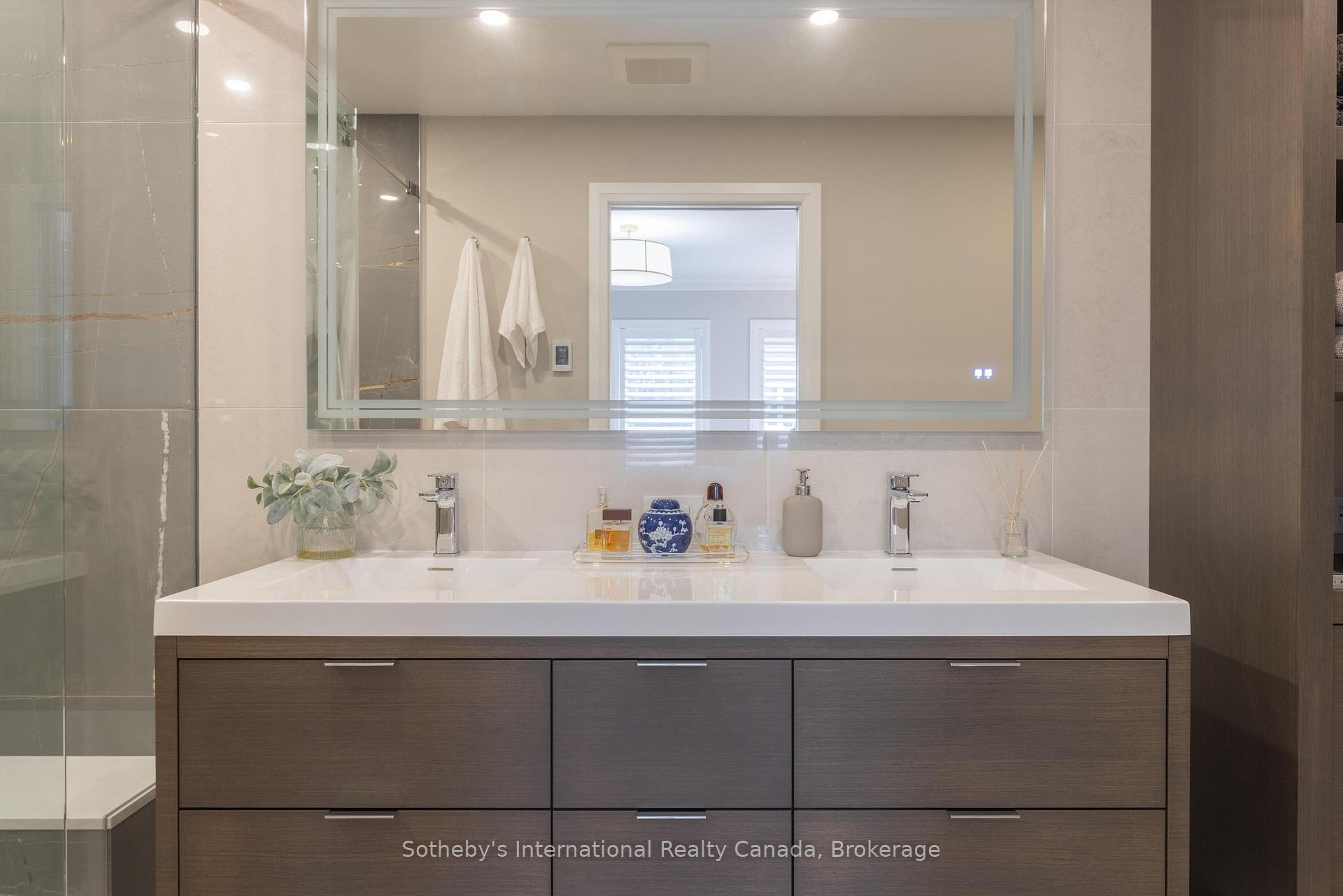 1064 Queen Street W 32A