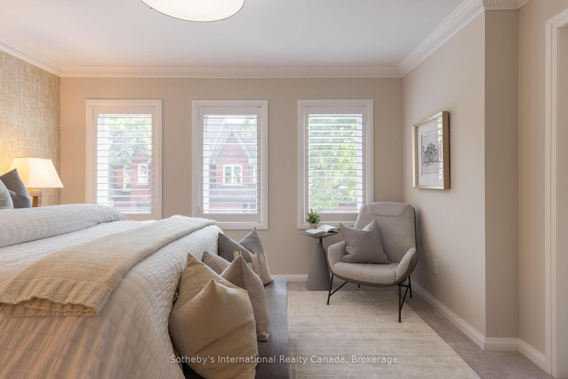 1064 Queen Street W 32A