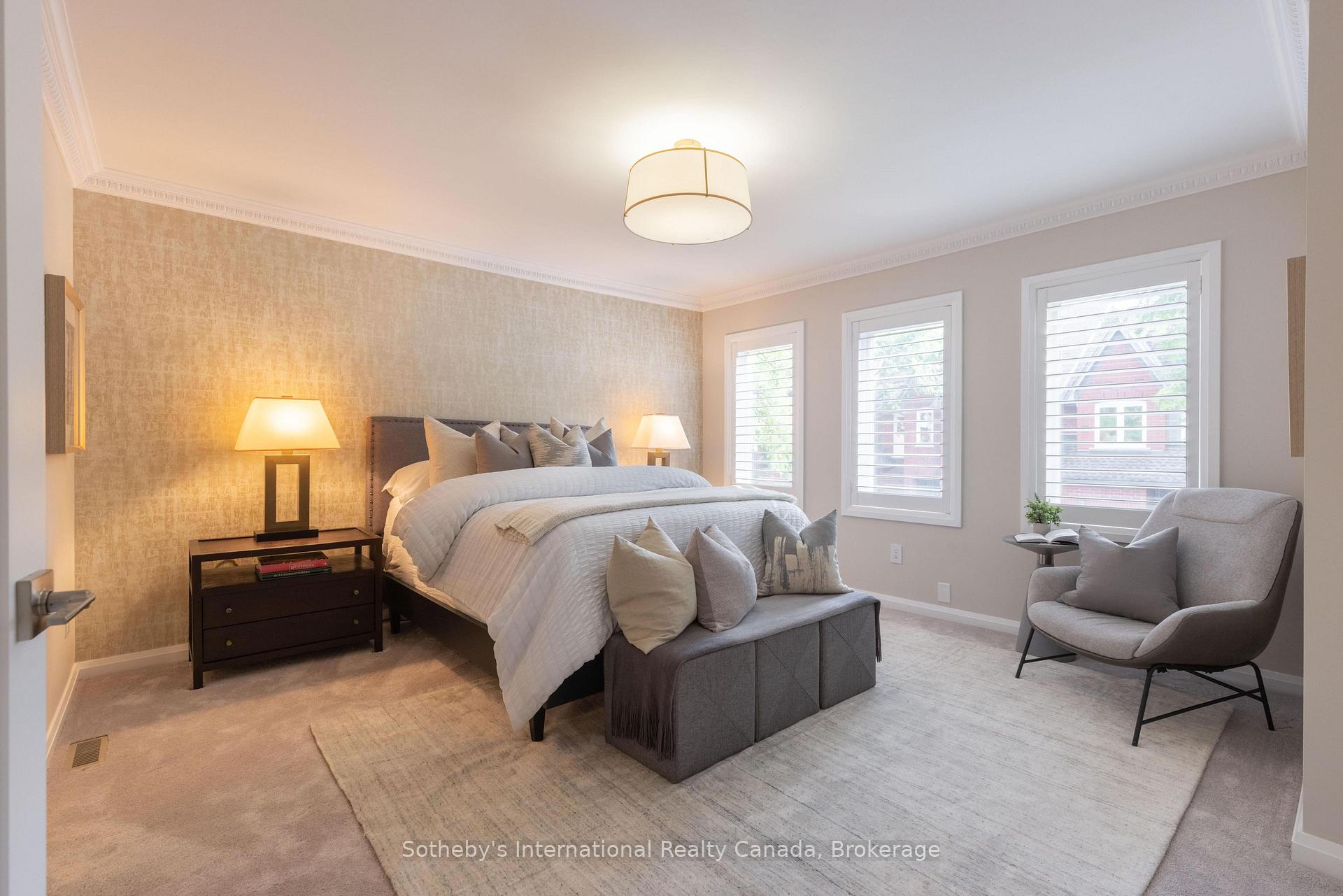 1064 Queen Street W 32A