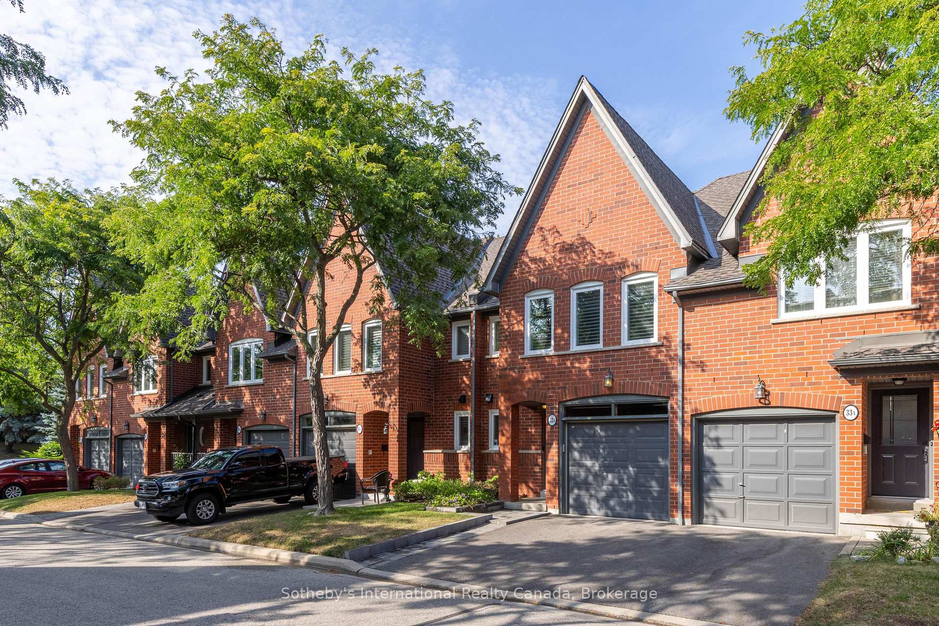 1064 Queen Street W 32A