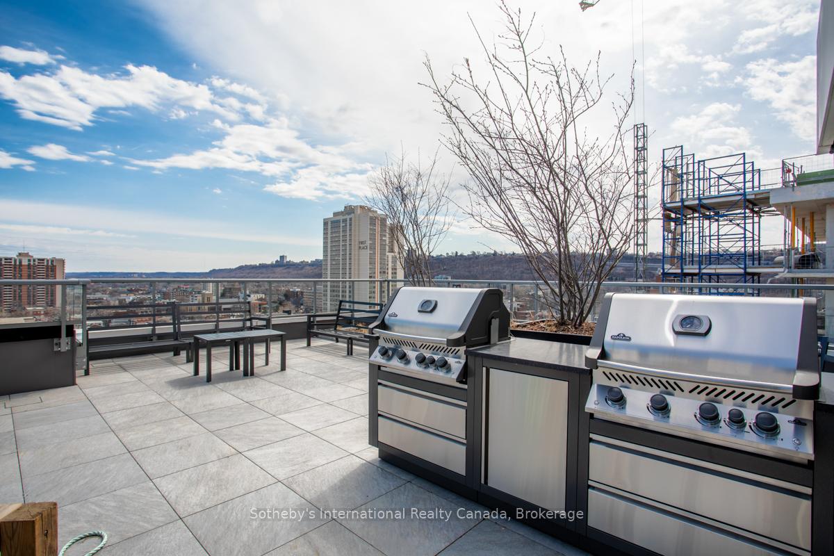 212 King William Street 308, Hamilton Unit: 308