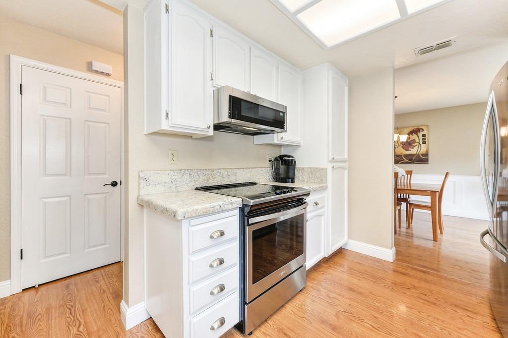 1424 Spring Valley Drive