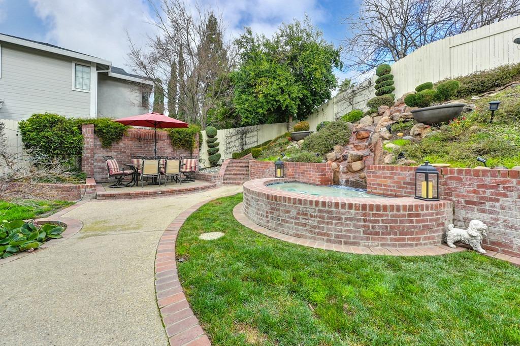 1424 Spring Valley Drive
