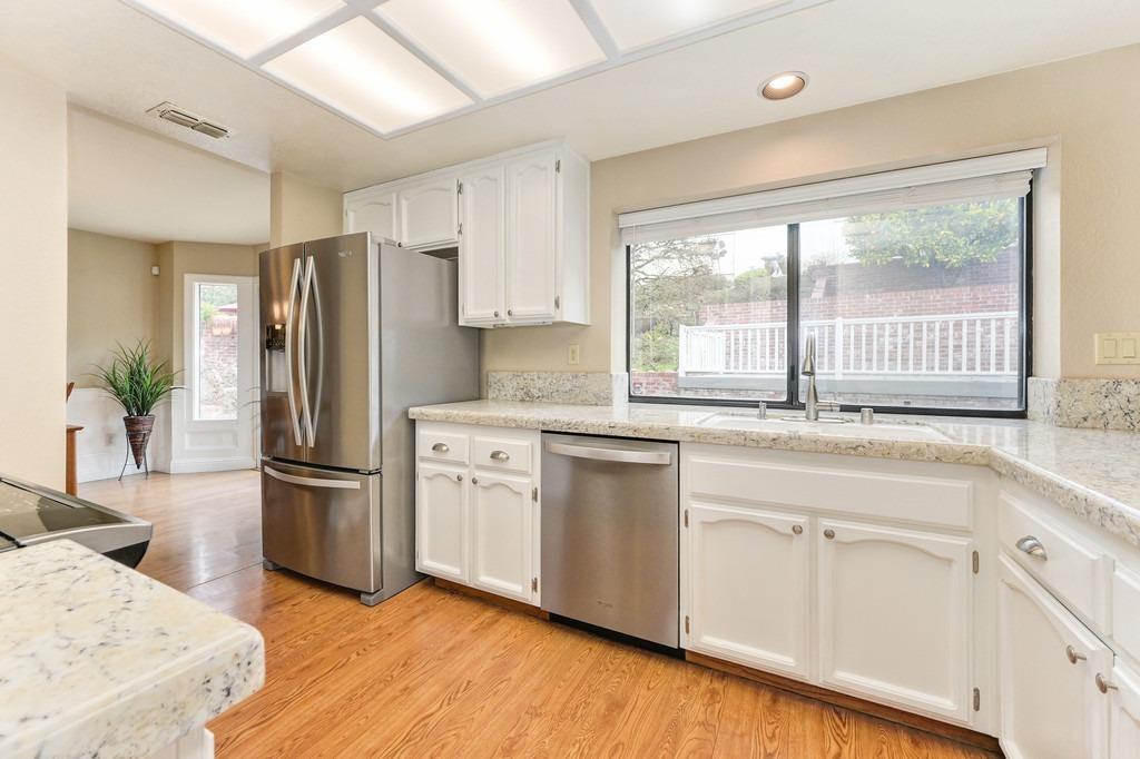 1424 Spring Valley Drive