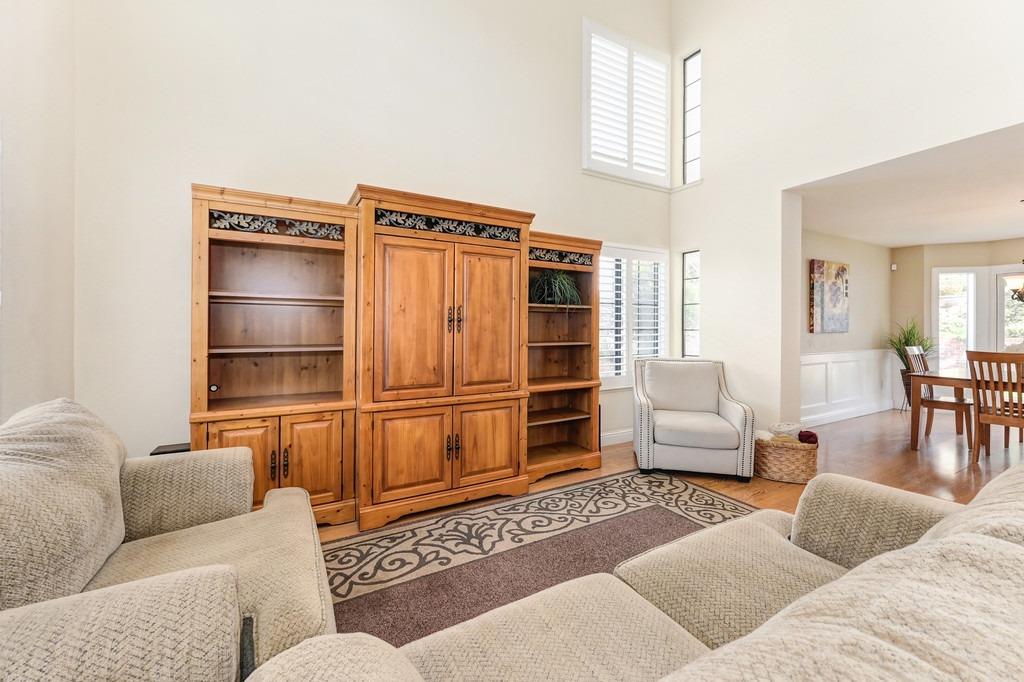 1424 Spring Valley Drive