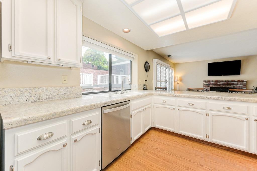 1424 Spring Valley Drive